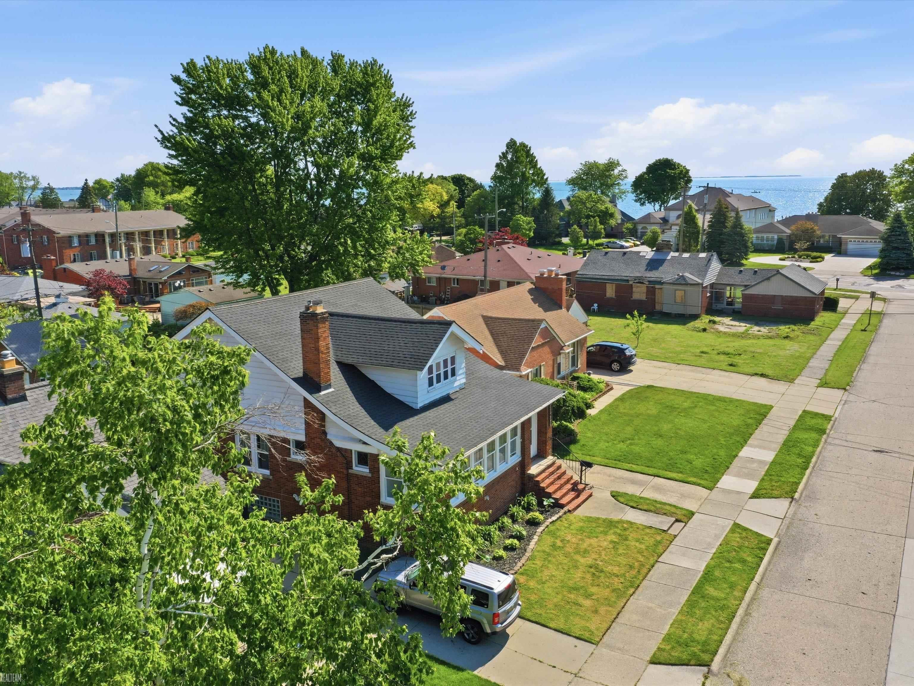 22823 Visnaw Street, Saint Clair Shores, MI 48081 — Photo 43