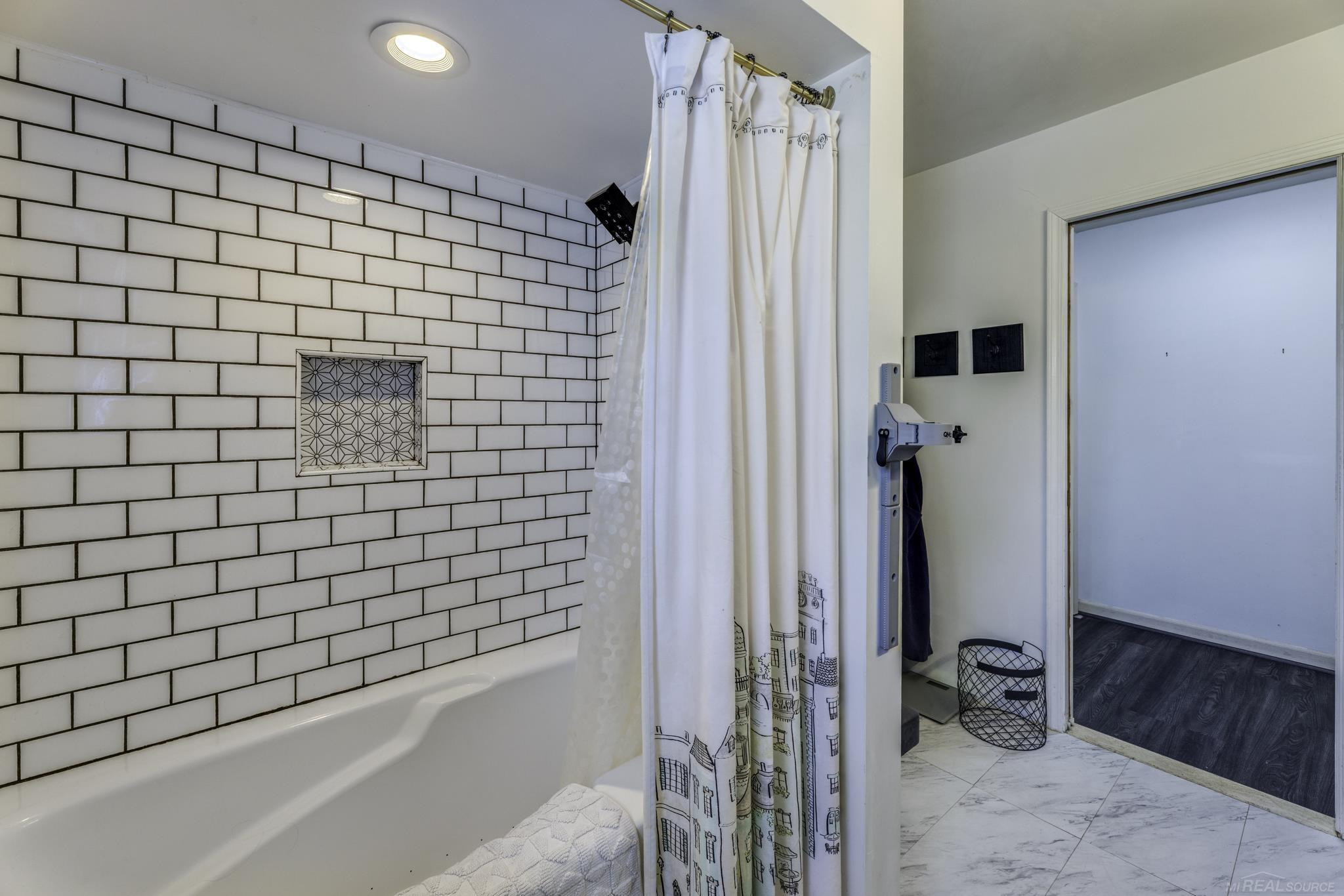 7197 Hubbard Street, Lexington, MI 48450 — Photo 19