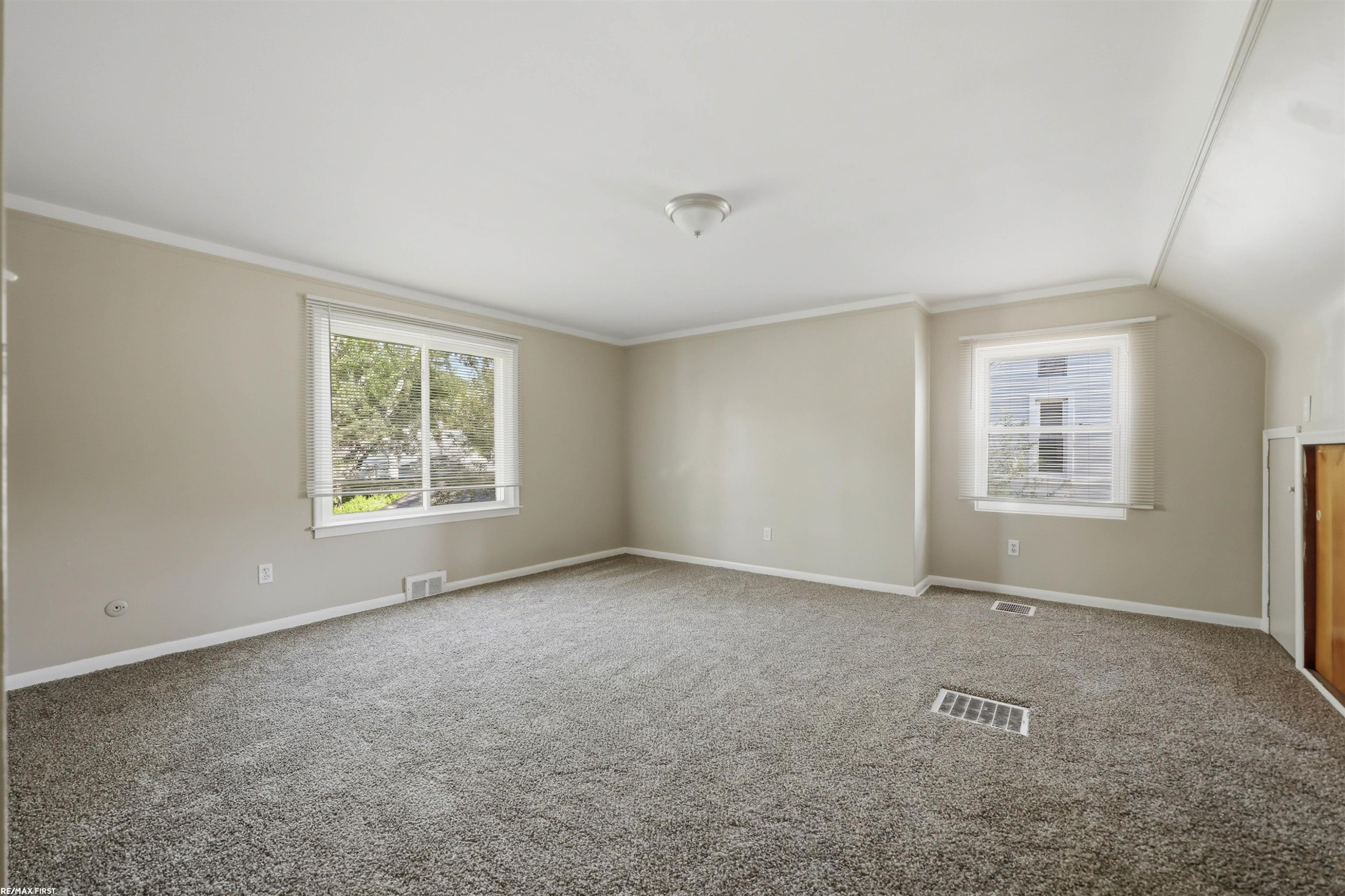 23221 Oneida Street, Oak Park, MI 48237 — Photo 19