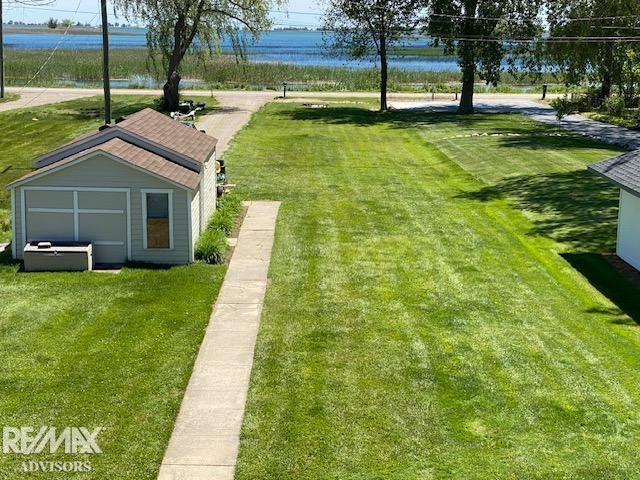 7054 Middle Channel Lane, MI 48028 — Photo 8