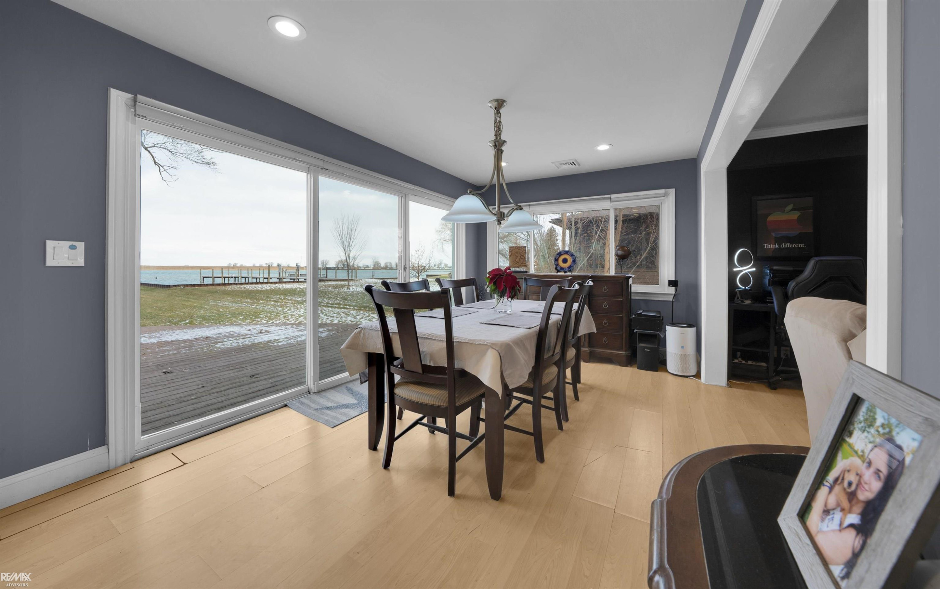 7054 Middle Channel Lane, MI 48028 — Photo 18