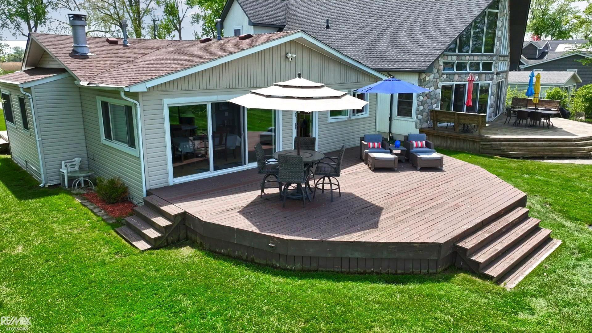 7054 Middle Channel Lane, MI 48028 — Photo 37