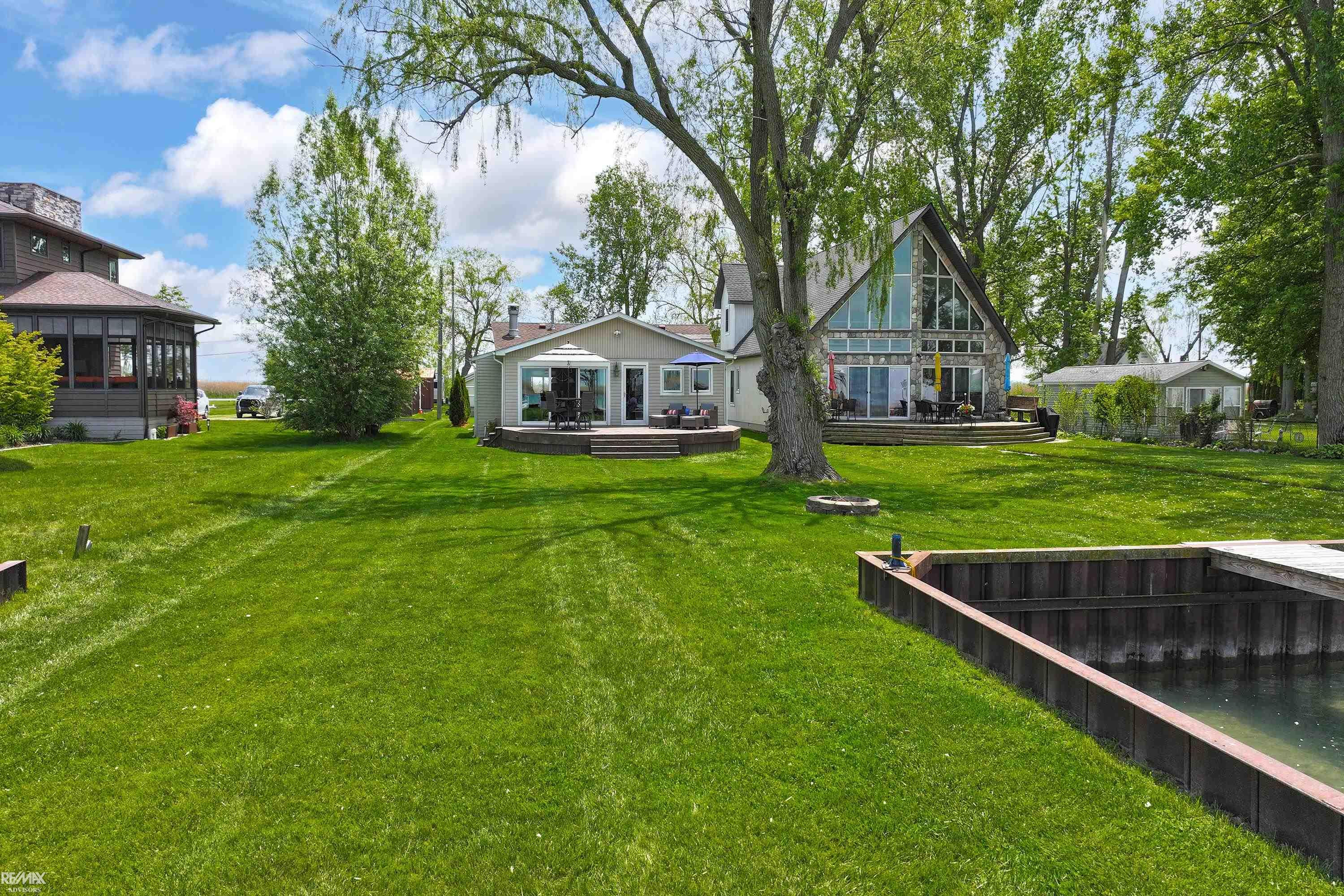 7054 Middle Channel Lane, MI 48028 — Photo 38