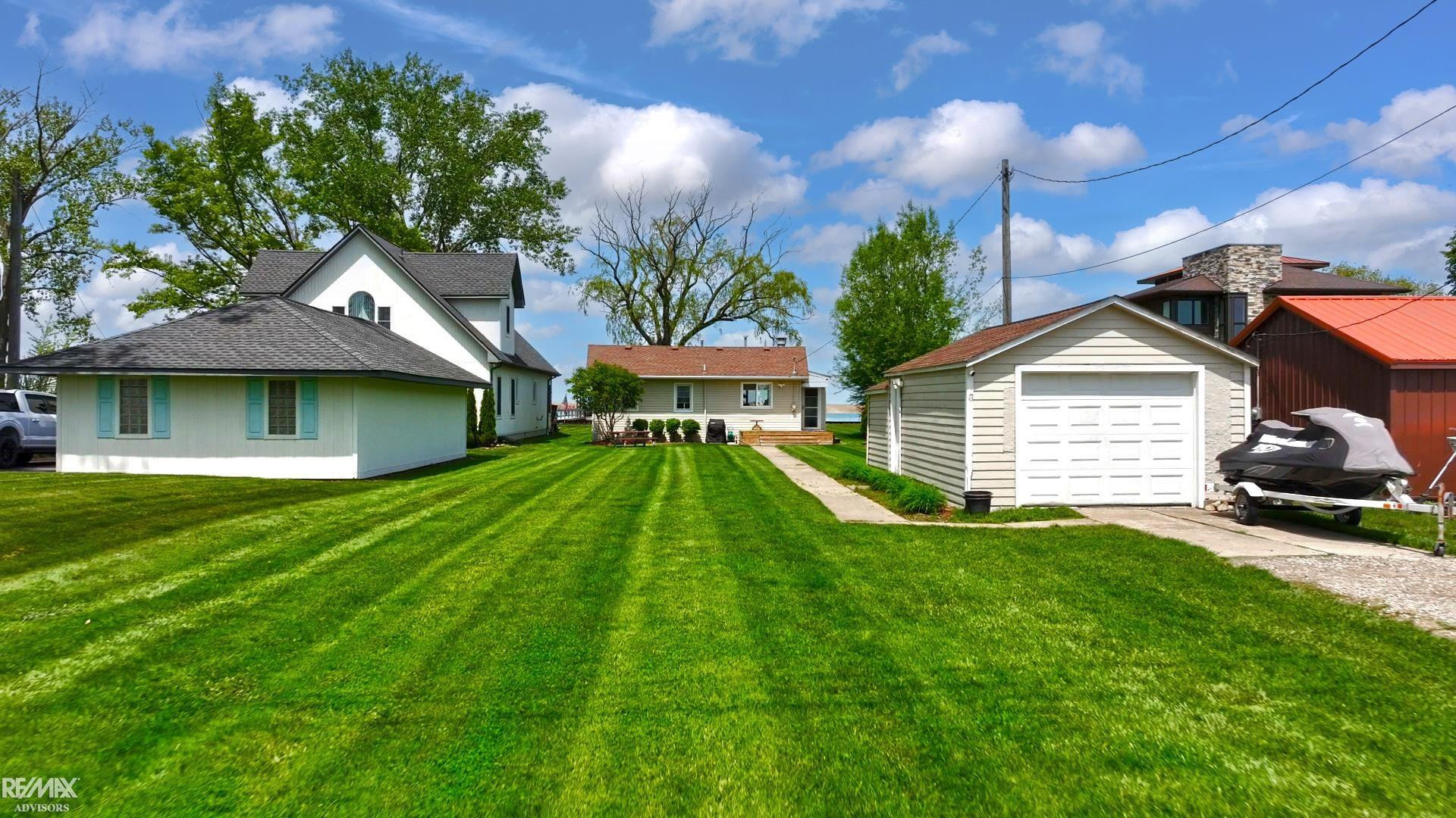7054 Middle Channel Lane, MI 48028 — Photo 50