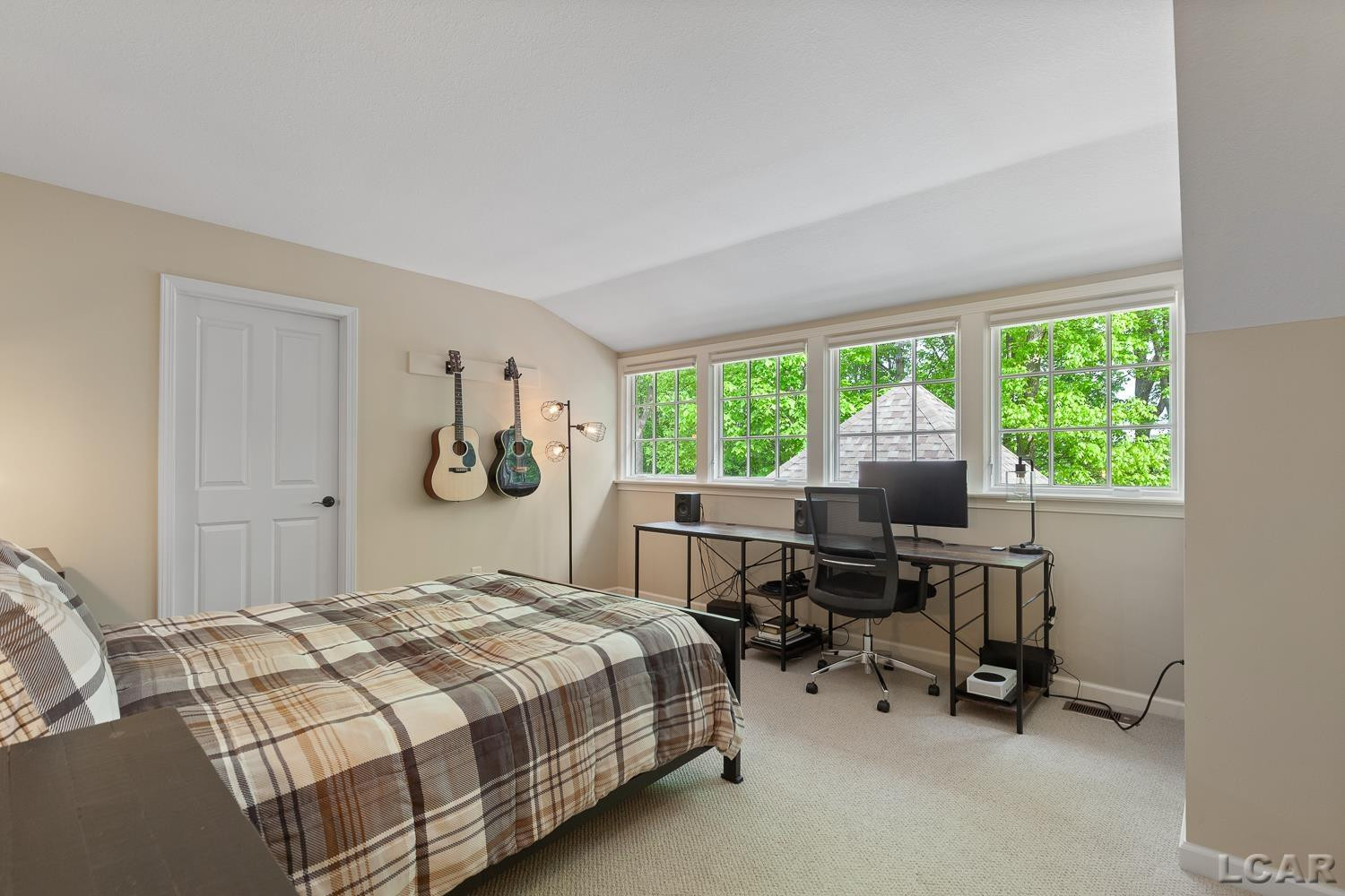 3120 Windmill Drive, Adrian, MI 49221 — Photo 2