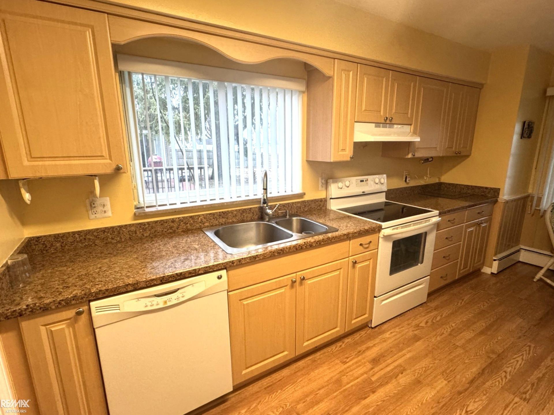 1499 Wellesley Drive, Mount Clemens, MI 48043 — Photo 5