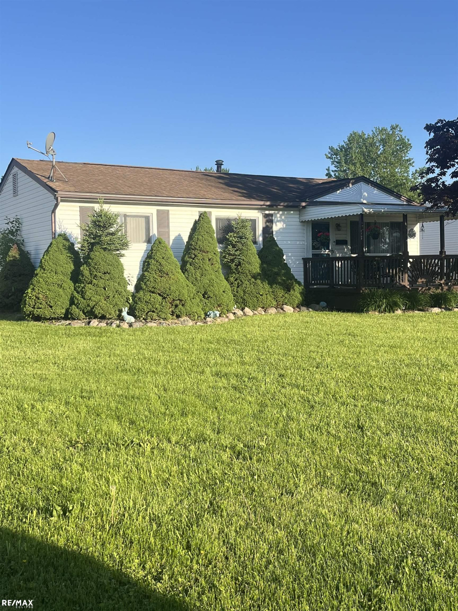 31543 Devos Court, New Haven, MI 48048