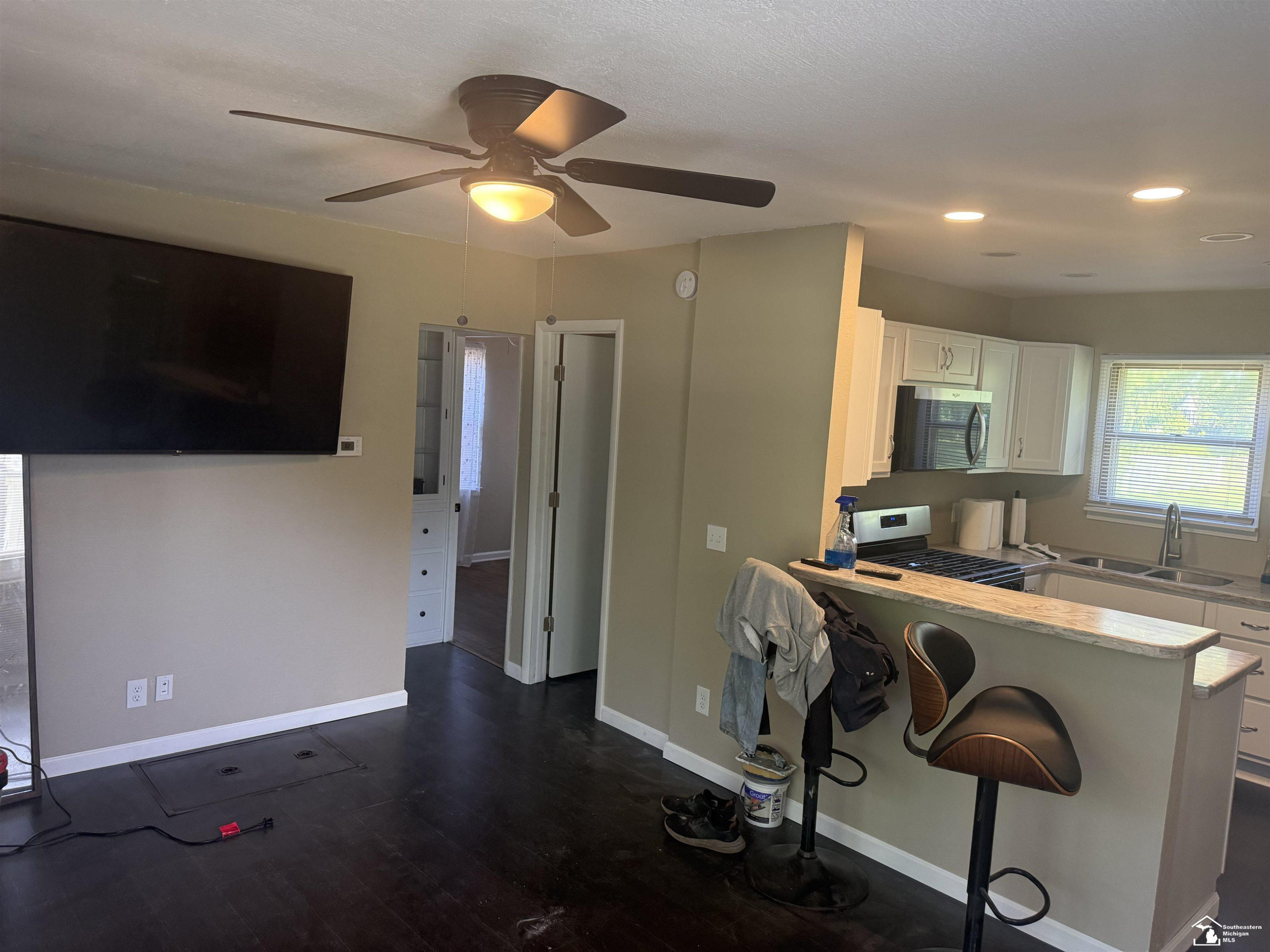 750 PICKARD Road, Temperance, MI 48182 — Photo 6