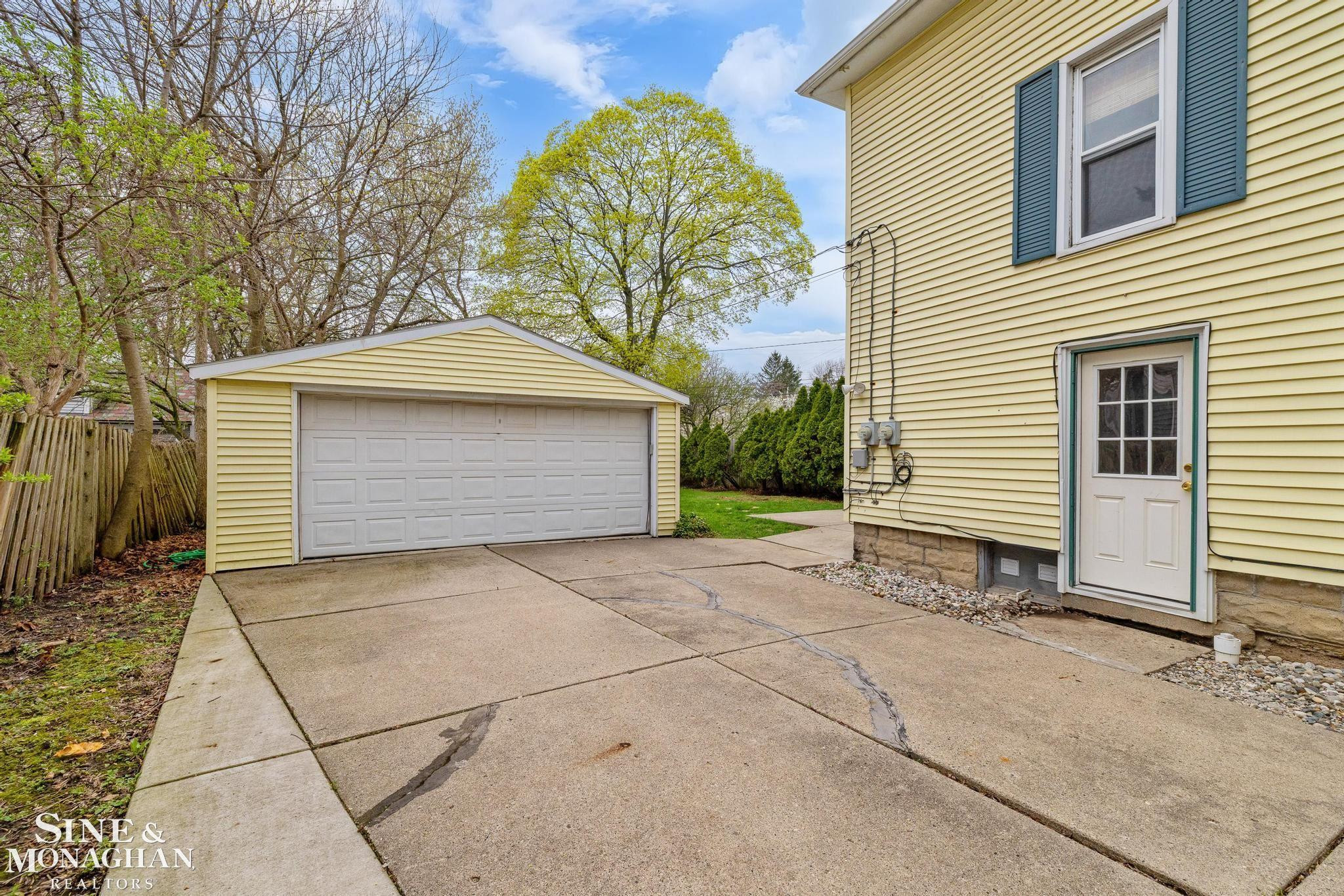 451 Saint Clair Avenue, Grosse Pointe, MI 48230 — Photo 36