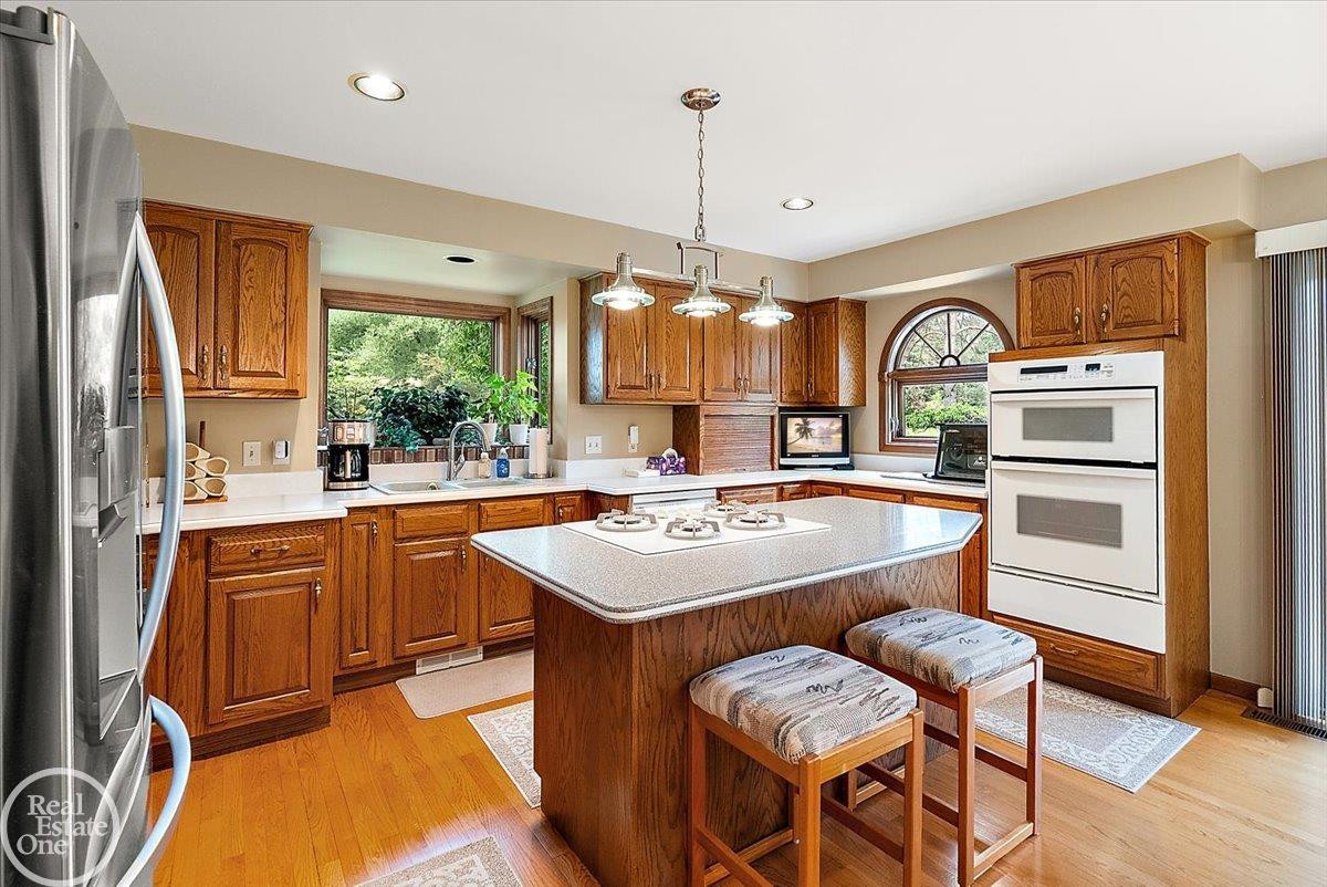 56688 Portsmouth Court, Shelby Twp, MI 48316 — Photo 14