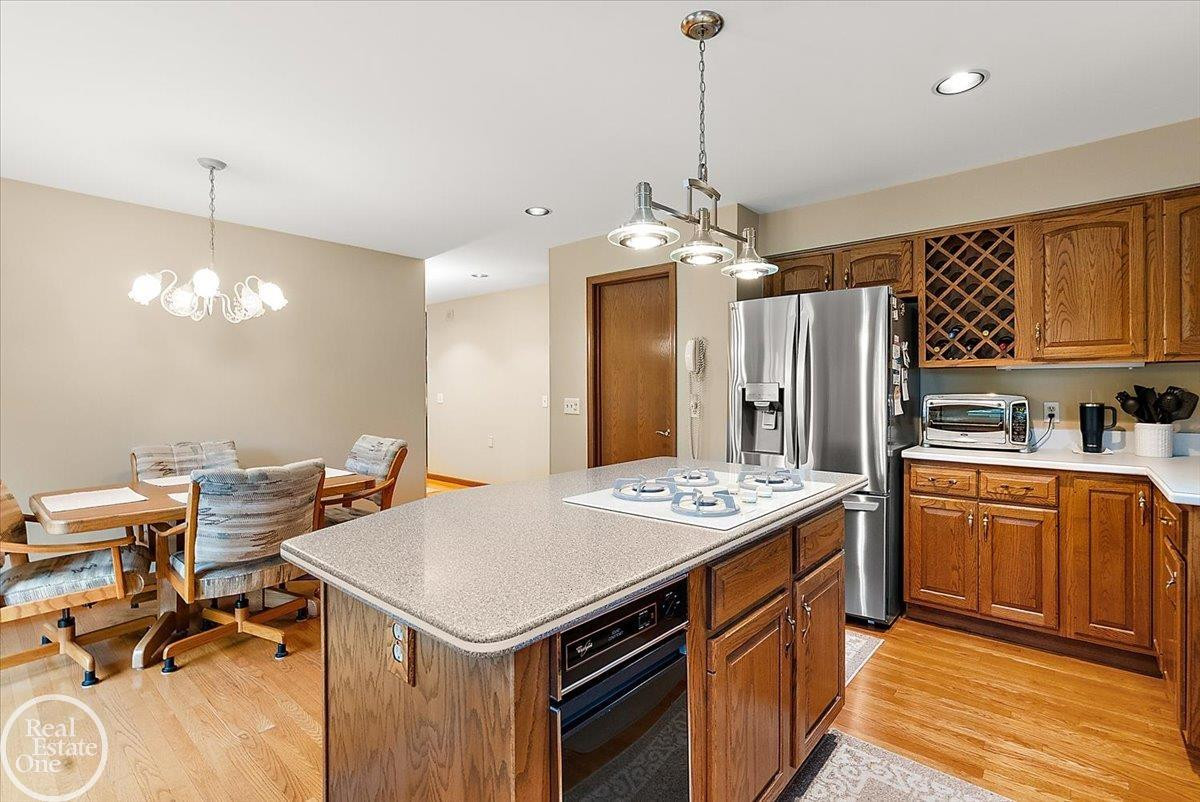 56688 Portsmouth Court, Shelby Twp, MI 48316 — Photo 15
