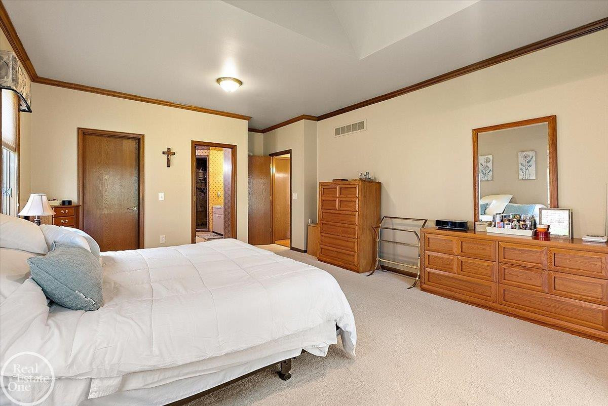 56688 Portsmouth Court, Shelby Twp, MI 48316 — Photo 29