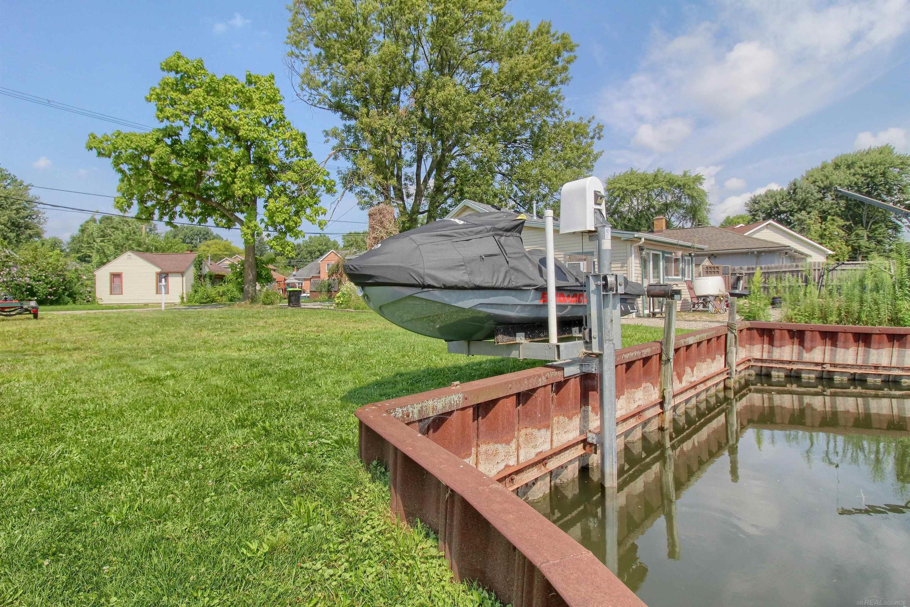 37924 Maplehill Street, MI — Photo 6