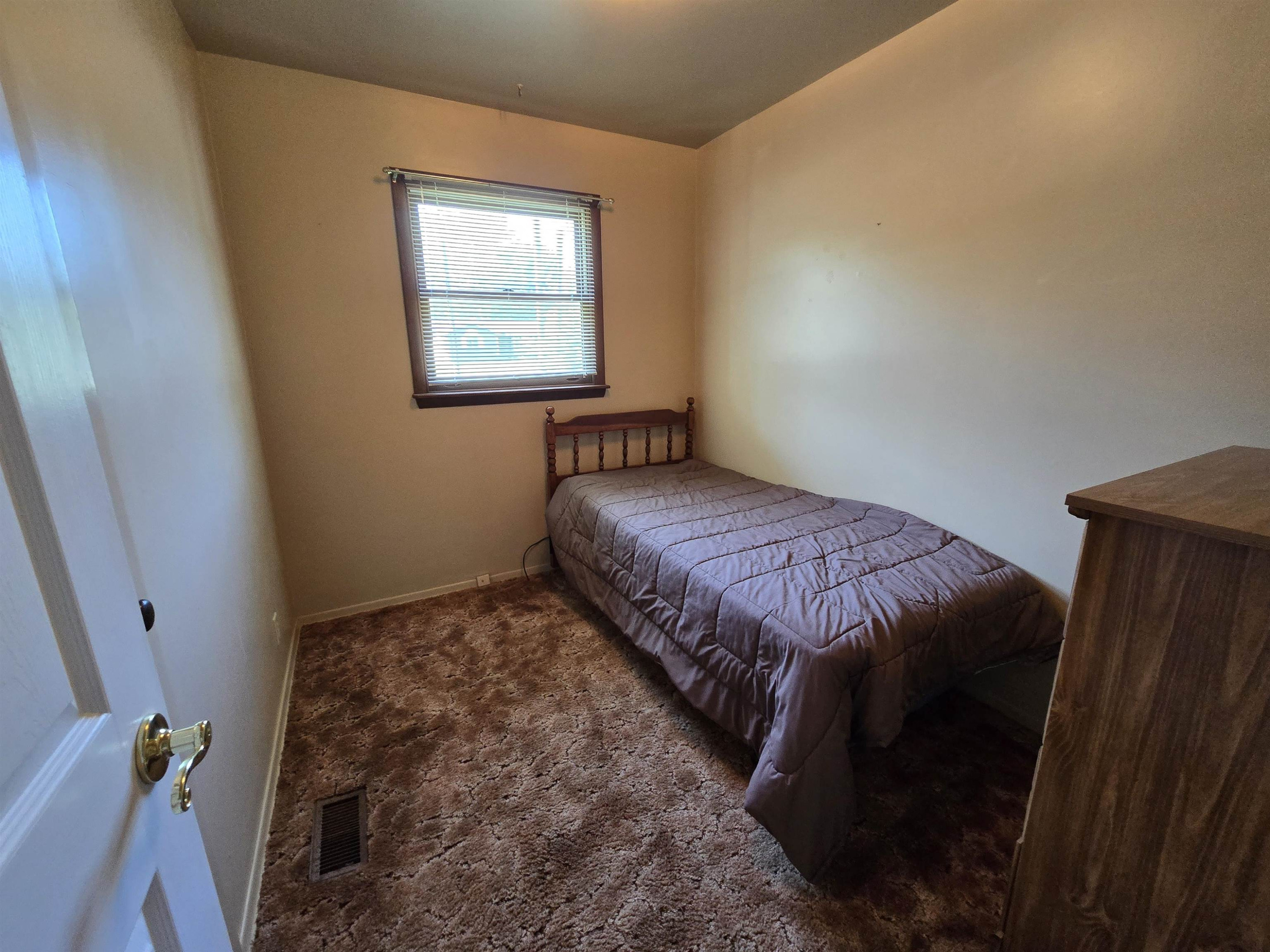 2411 Cheryl Ann Drive, Burton, MI 48519 — Photo 11