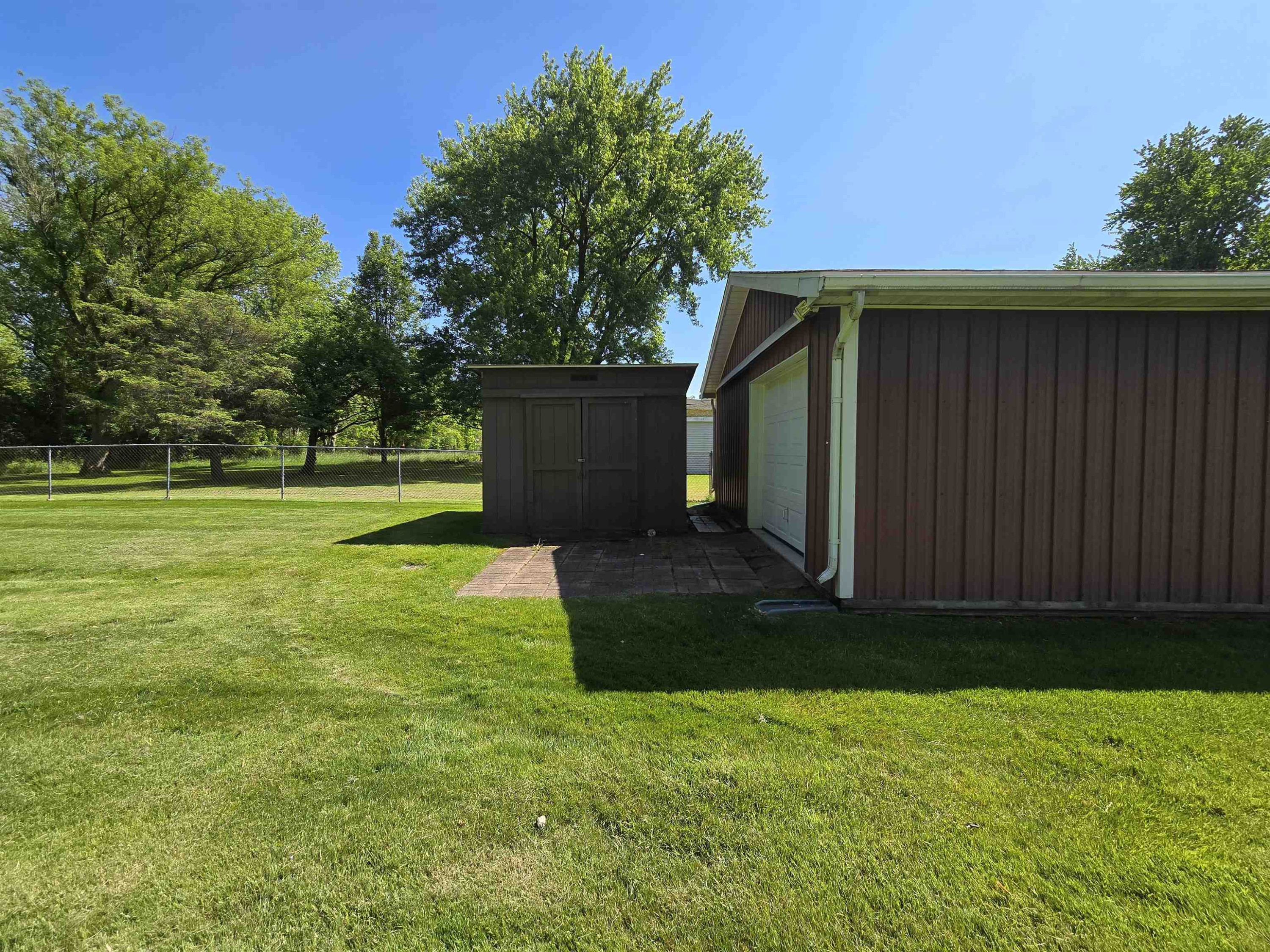 2411 Cheryl Ann Drive, Burton, MI 48519 — Photo 32