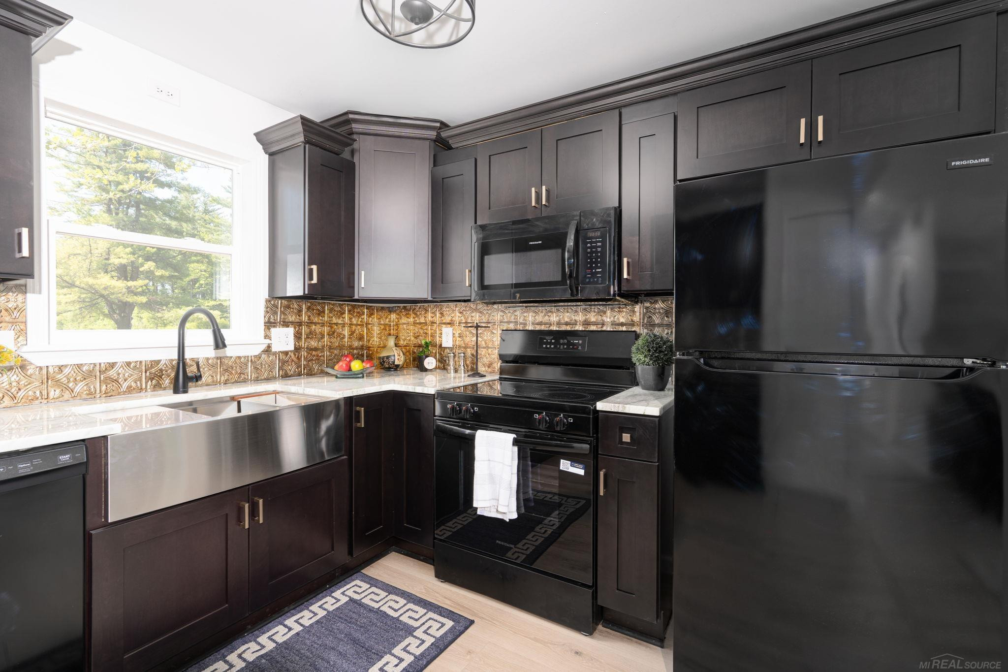 3910 Cribbins Road, MI 48049 — Photo 13