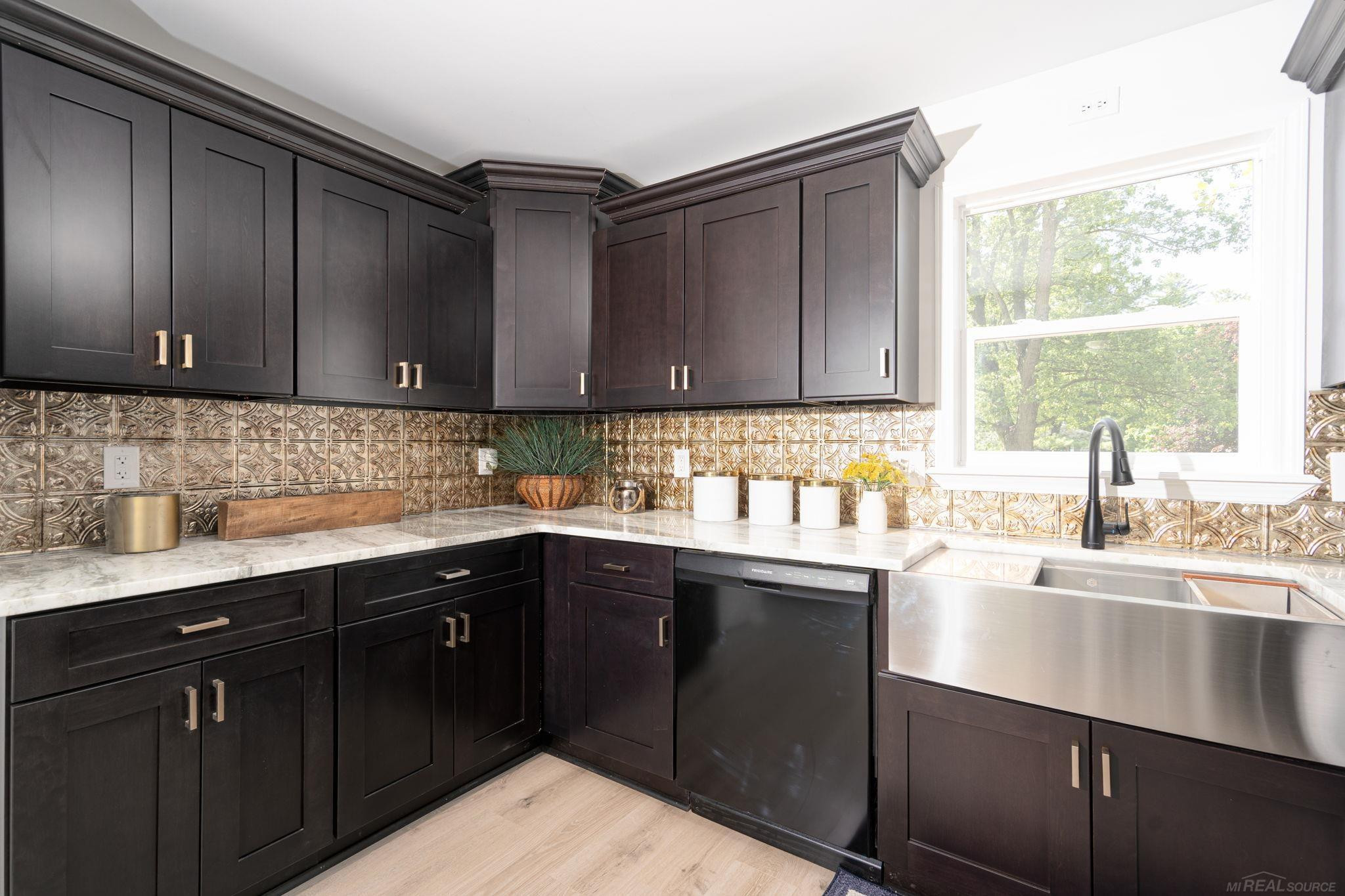3910 Cribbins Road, MI 48049 — Photo 14