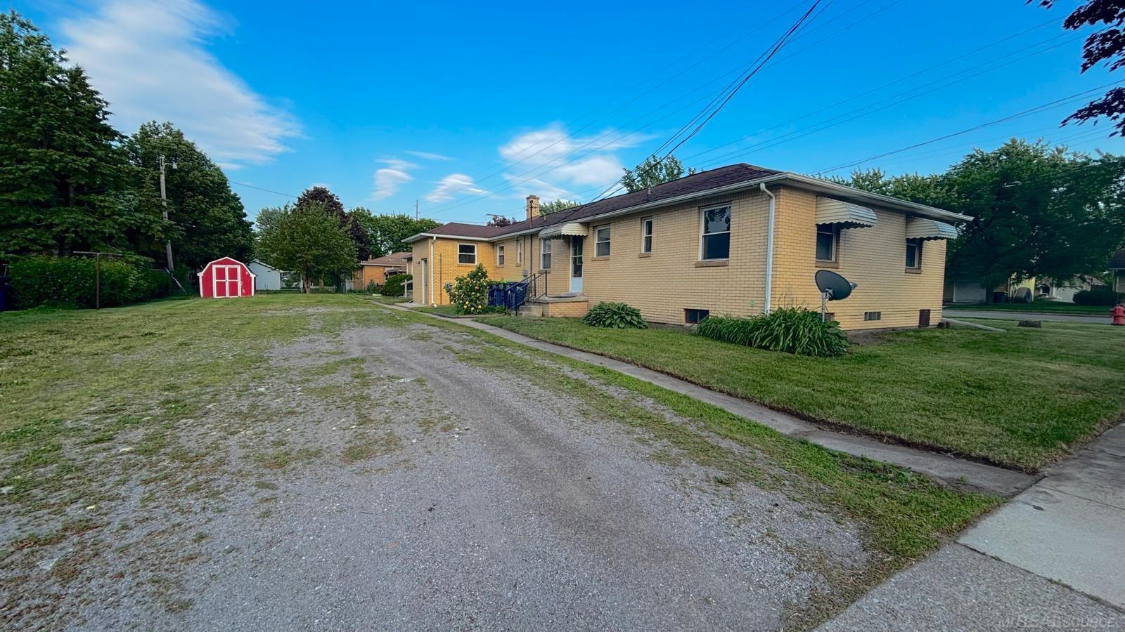 2311 22nd Street, Bay City, MI 48708 — Photo 2