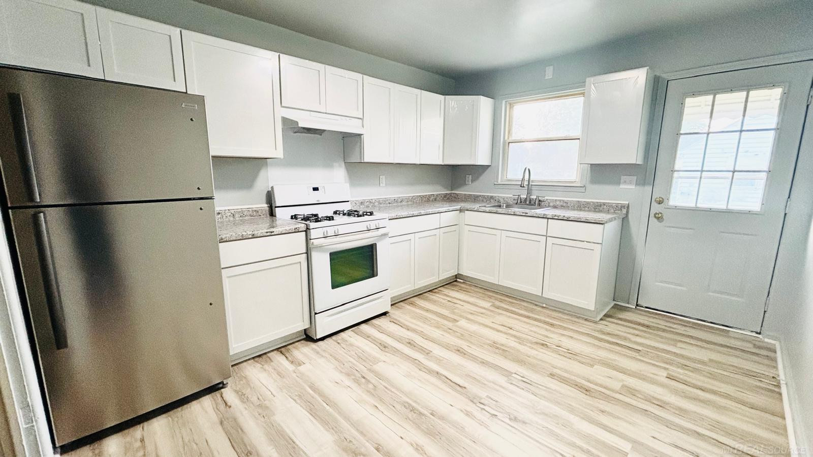 2311 22nd Street, Bay City, MI 48708 — Photo 3
