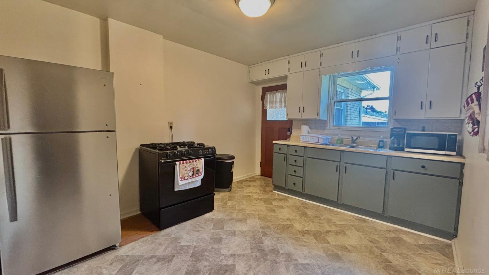 2311 22nd Street, Bay City, MI 48708 — Photo 11