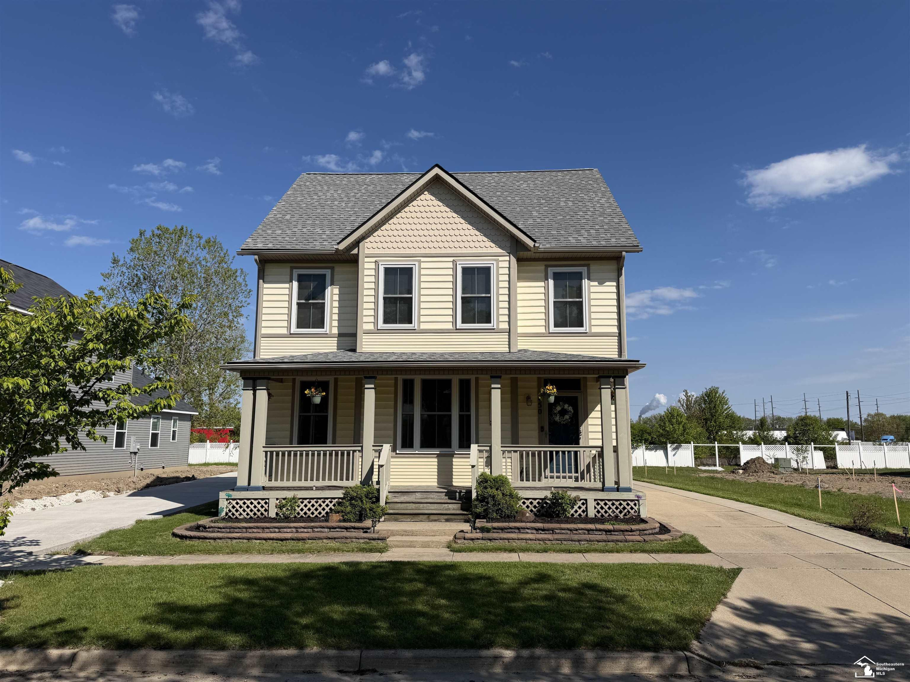 450 Mason Run Boulevard, Monroe, MI 48162