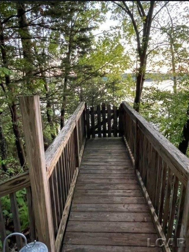 1721 Valley Ct. Court, west, Brooklyn, MI 49230 — Photo 4