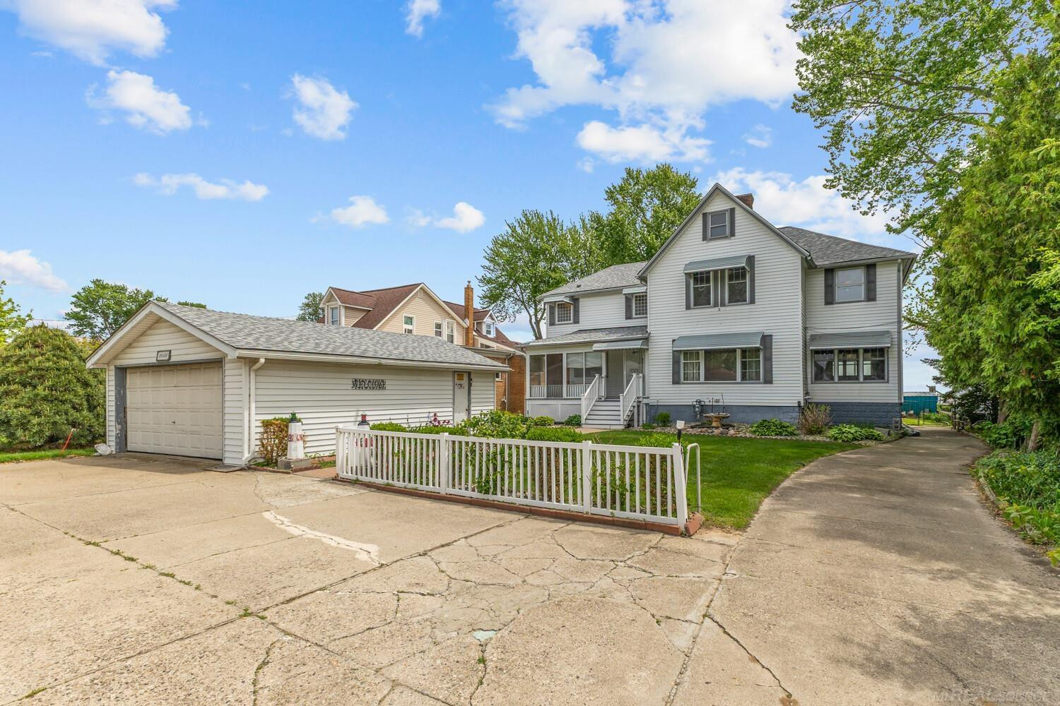 29000 Jefferson Avenue, Saint Clair Shores, MI 48081 — Photo 3