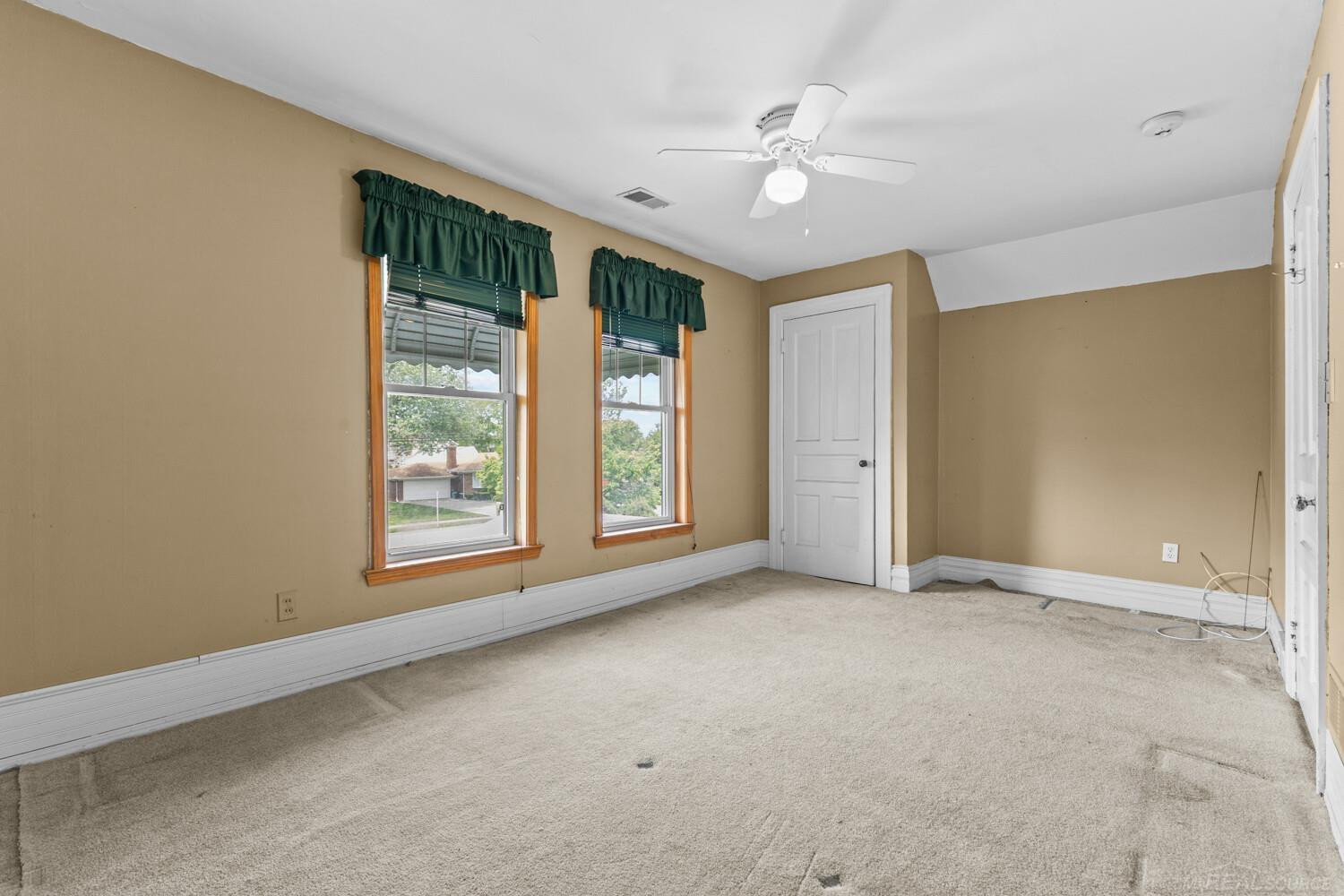 29000 Jefferson Avenue, Saint Clair Shores, MI 48081 — Photo 27