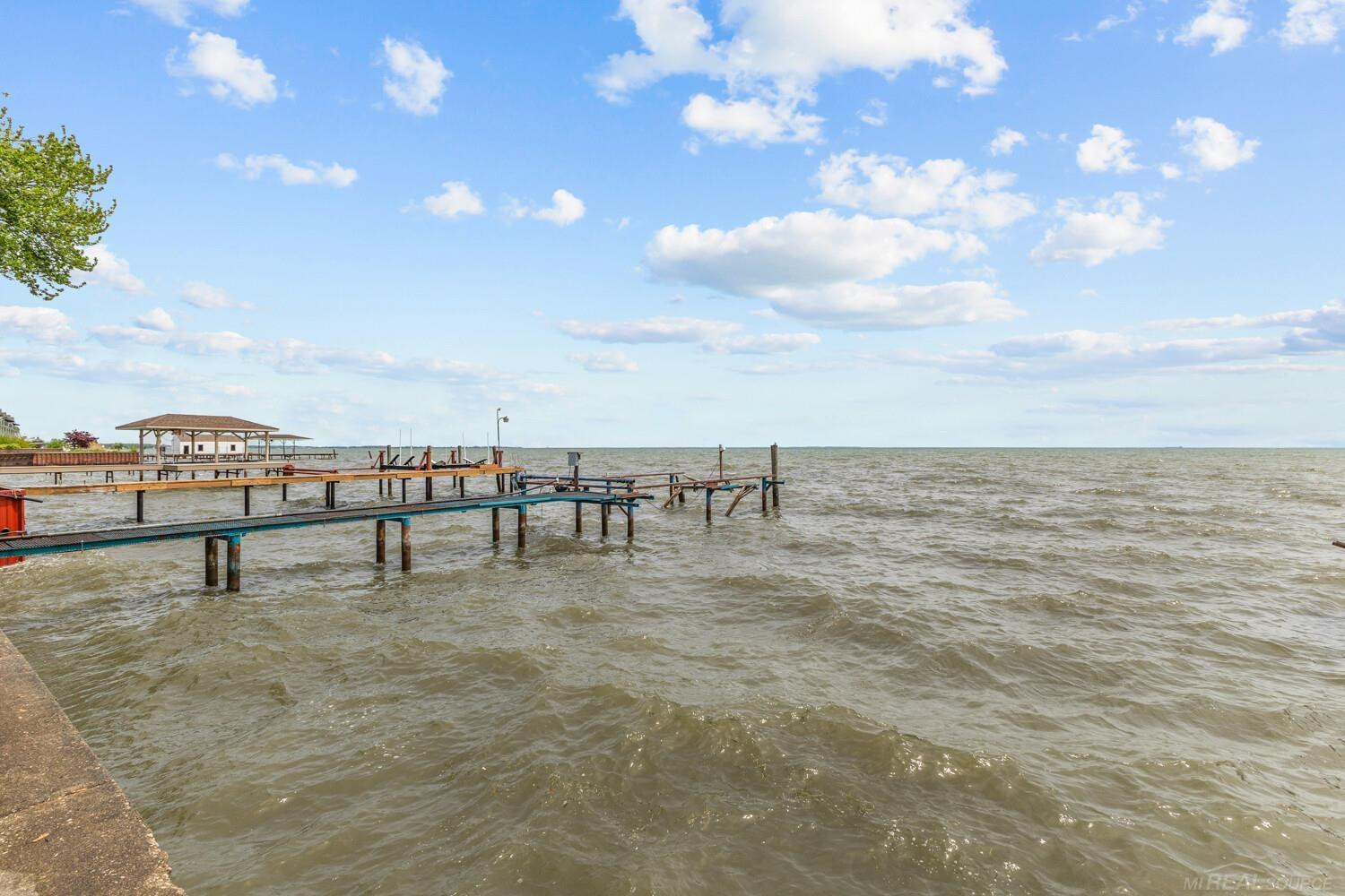 29000 Jefferson Avenue, Saint Clair Shores, MI 48081 — Photo 43