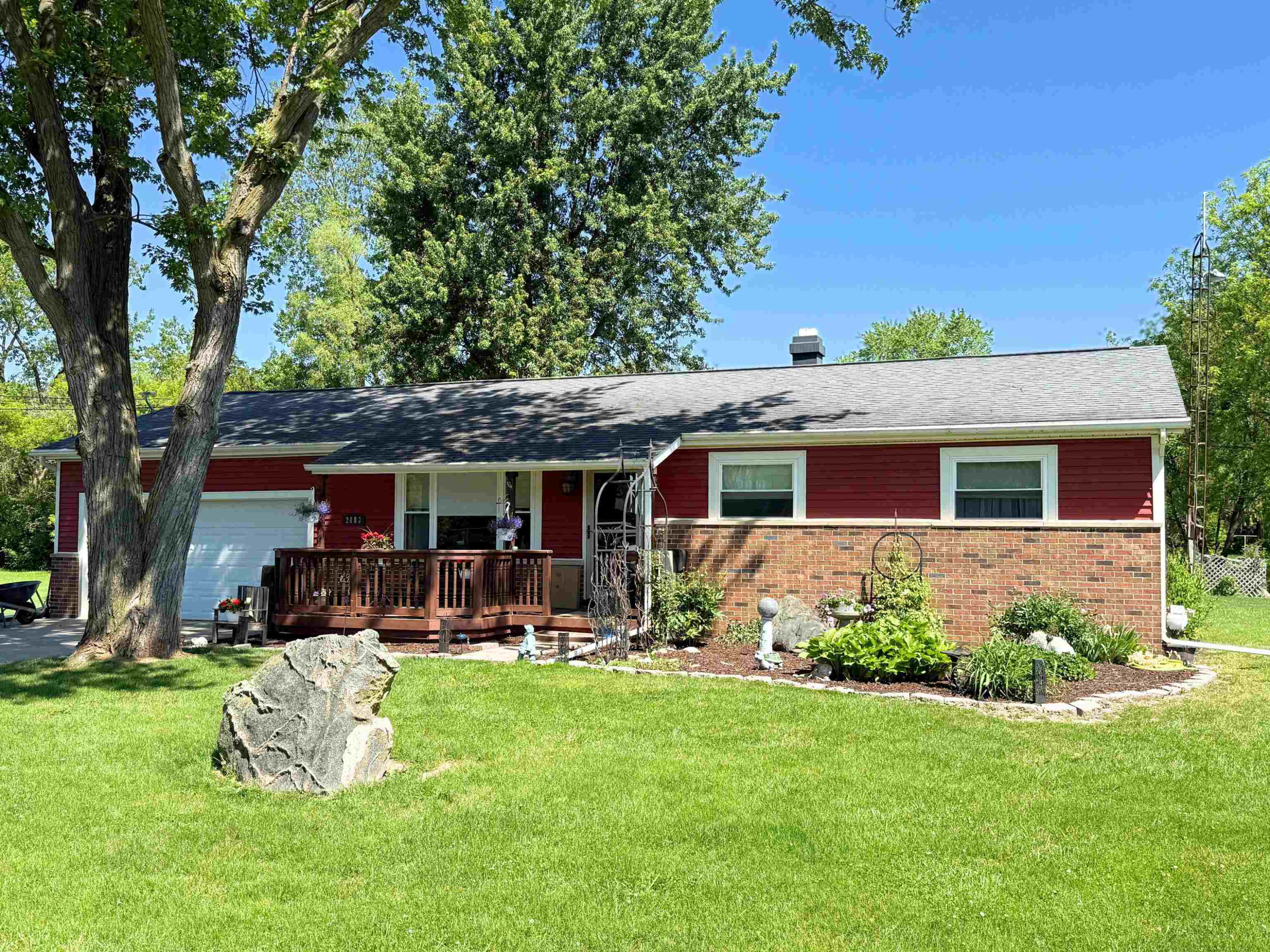 2083 Carrier Drive, Mount Morris, MI 48458 — Photo 2