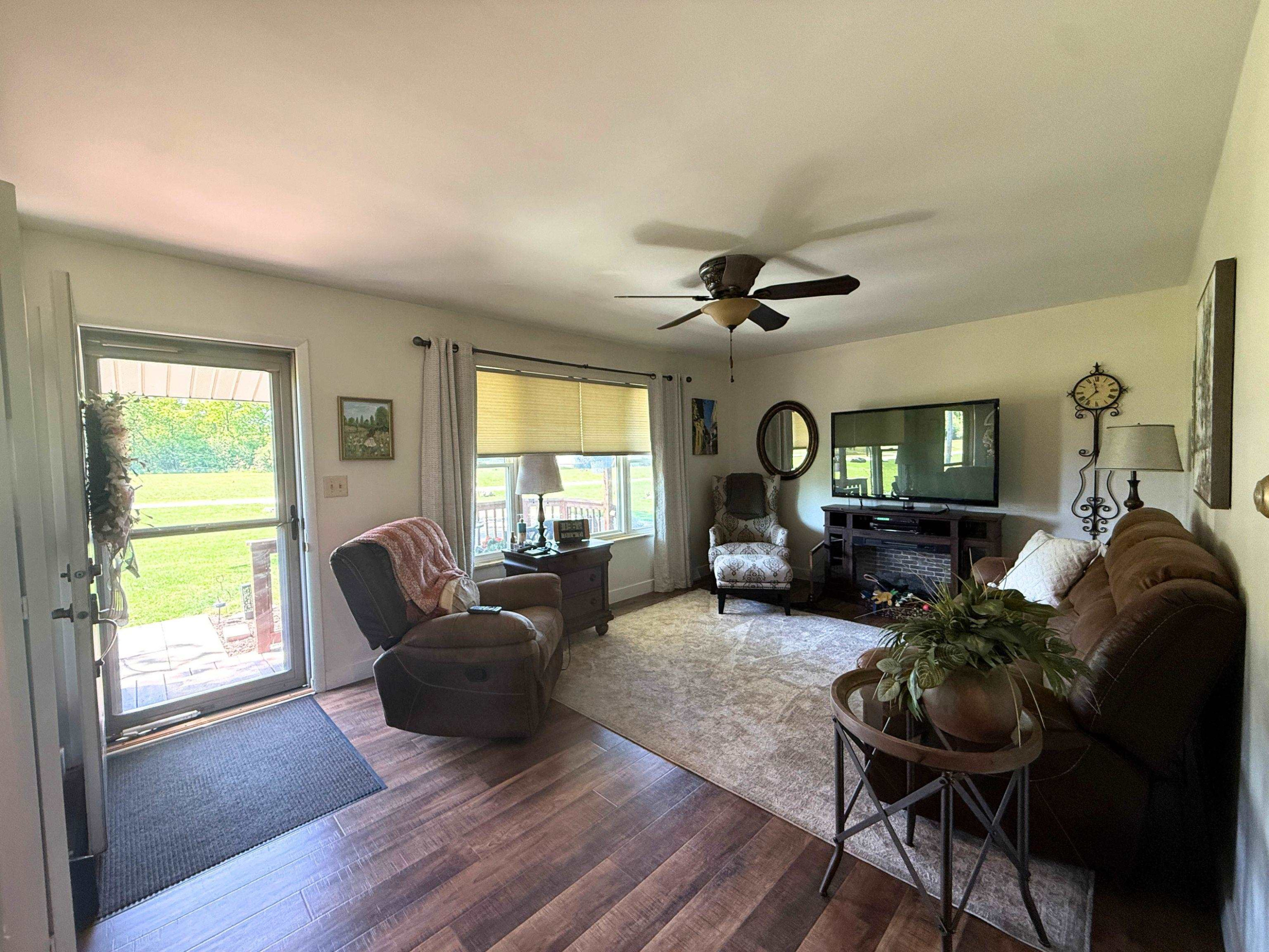 2083 Carrier Drive, Mount Morris, MI 48458 — Photo 3