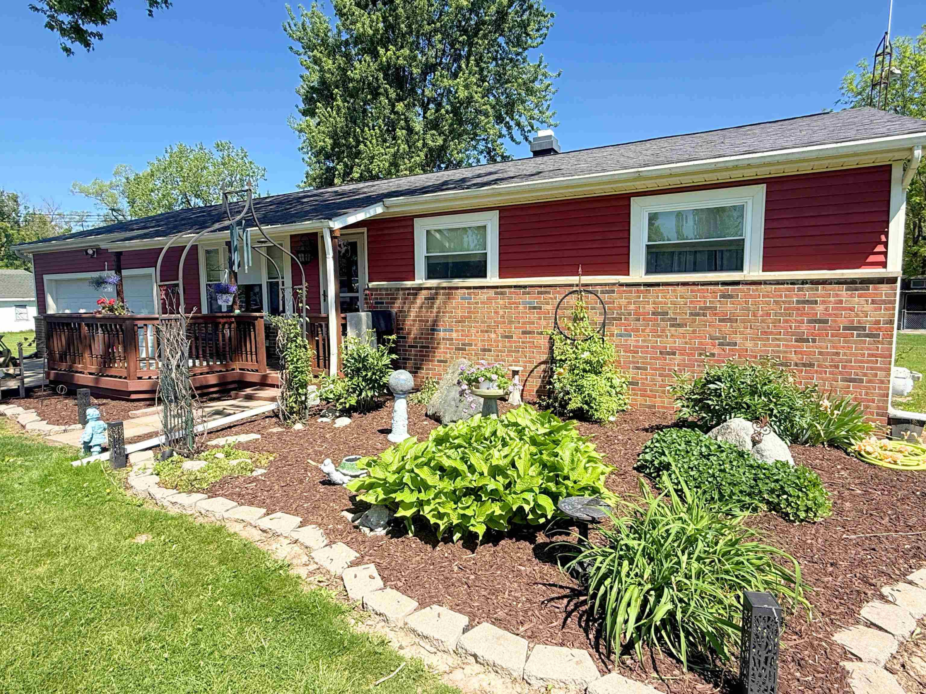 2083 Carrier Drive, Mount Morris, MI 48458 — Photo 45