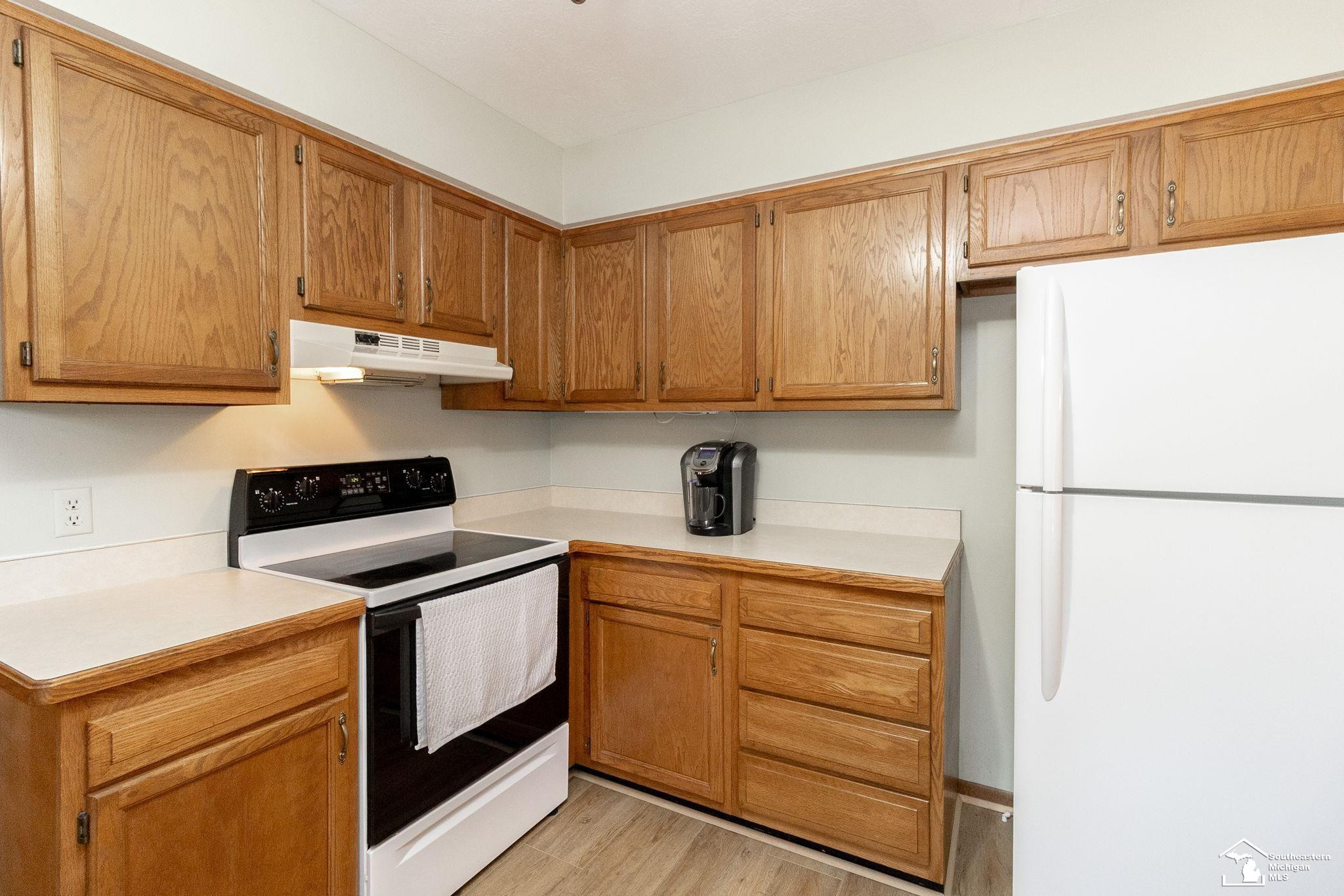 1955 Brookton Drive, Temperance, MI 48182 — Photo 11