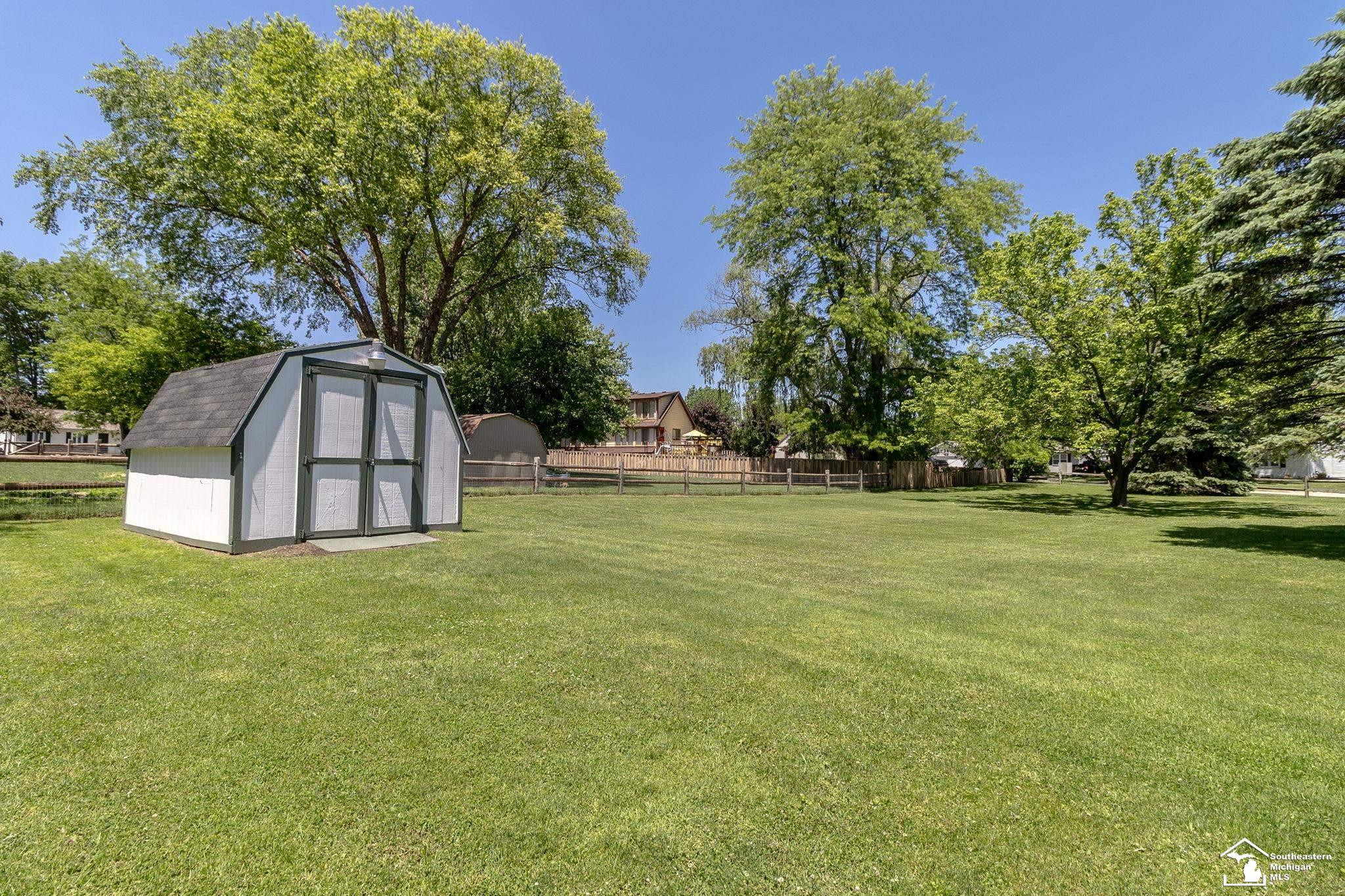 1955 Brookton Drive, Temperance, MI 48182 — Photo 28