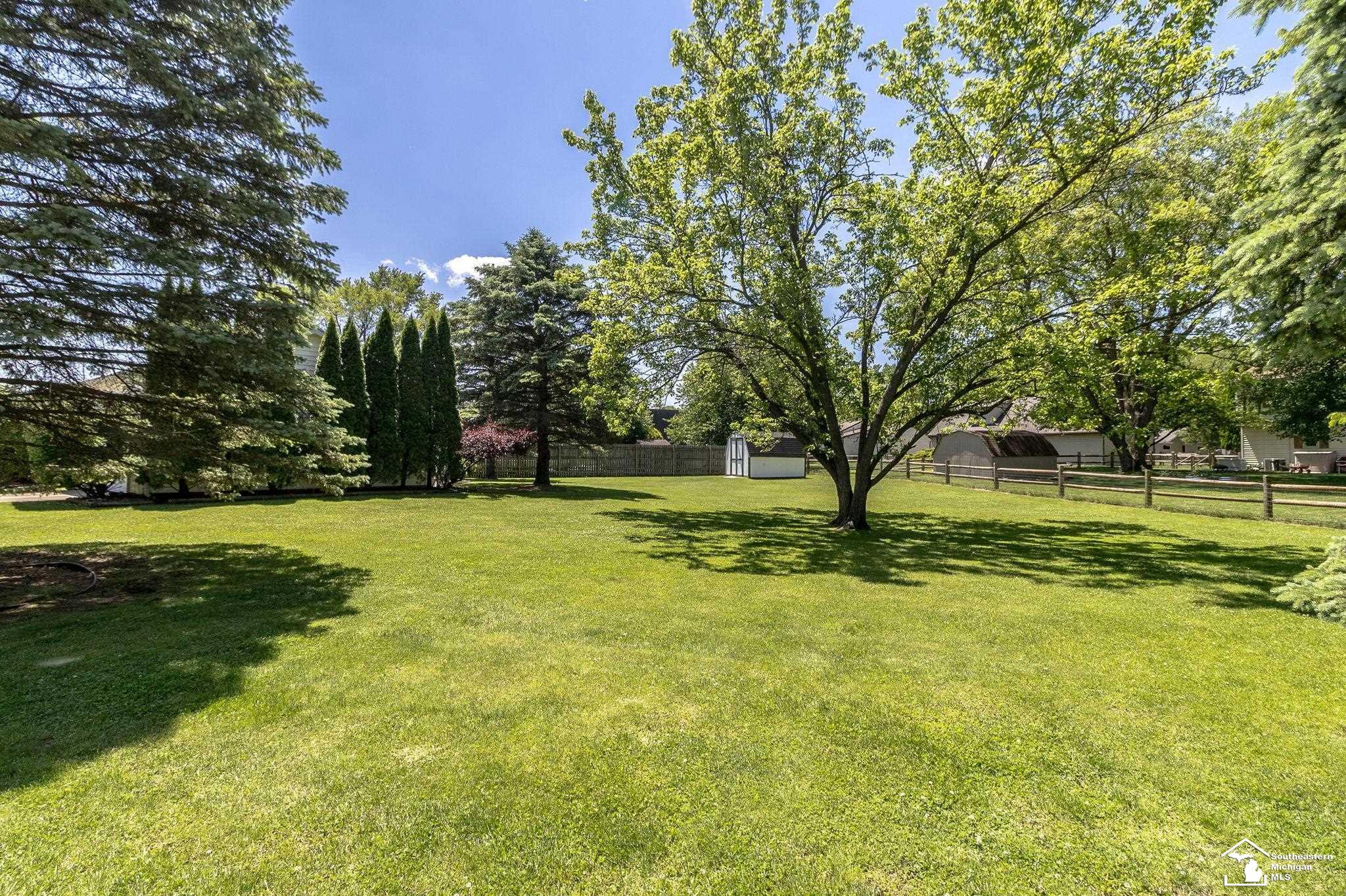 1955 Brookton Drive, Temperance, MI 48182 — Photo 31