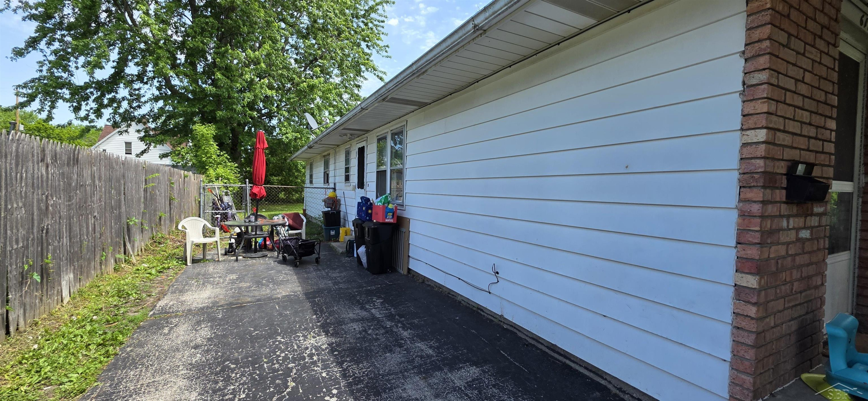 612 Wayne Street, Saginaw, MI 48602 — Photo 3
