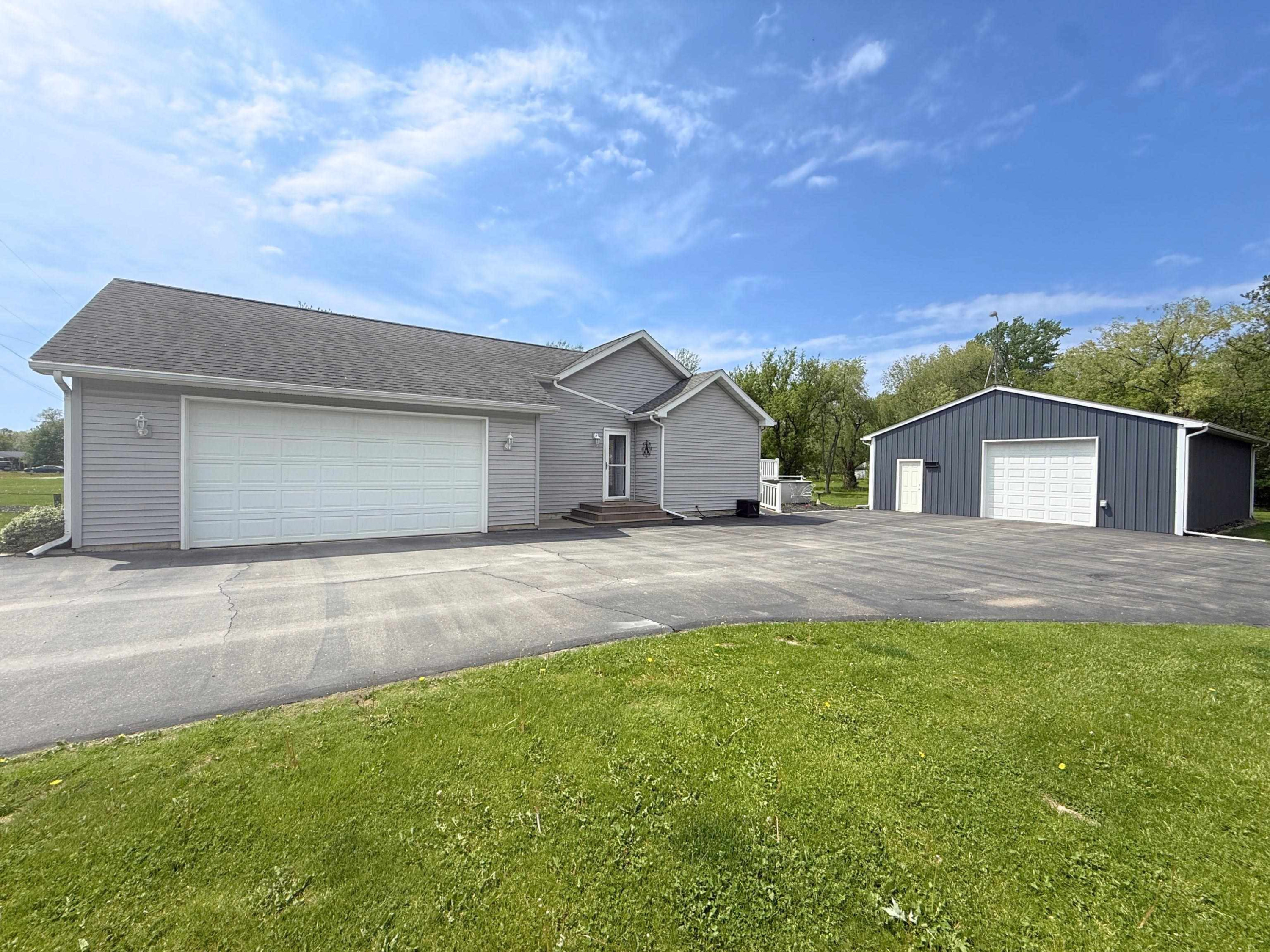 2091 Carrier Drive, Mount Morris, MI 48458 — Photo 38