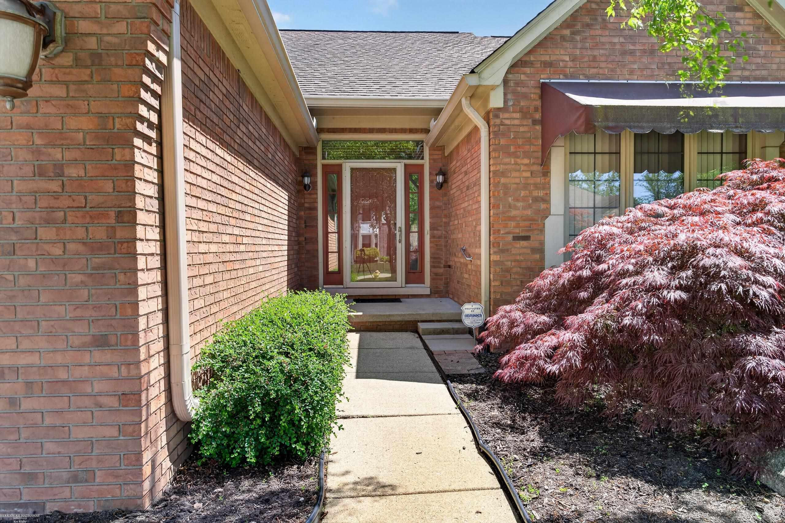 52294 Bryan Michael Drive, Macomb, MI 48042 — front exterior