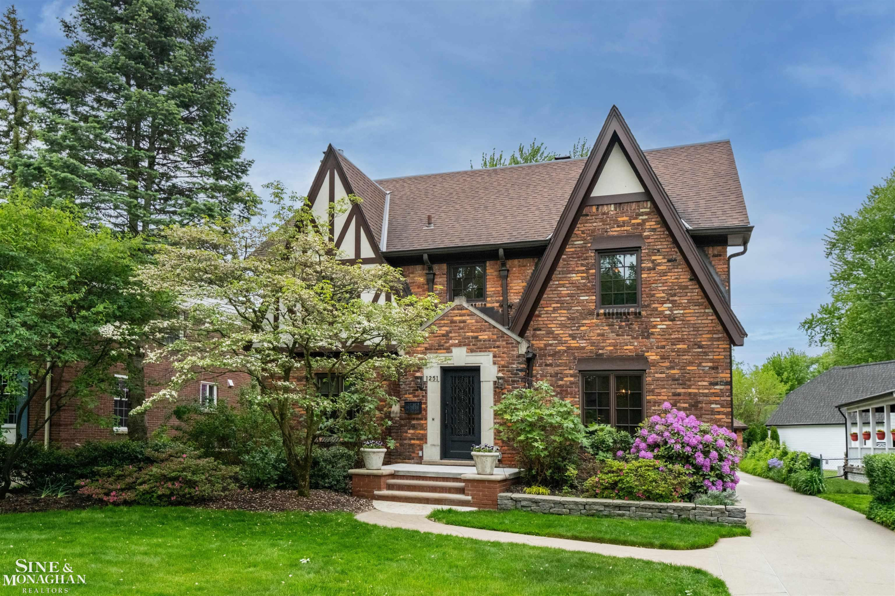 1251 Yorkshire Road, Grosse Pointe Park, MI 48230 — front exterior
