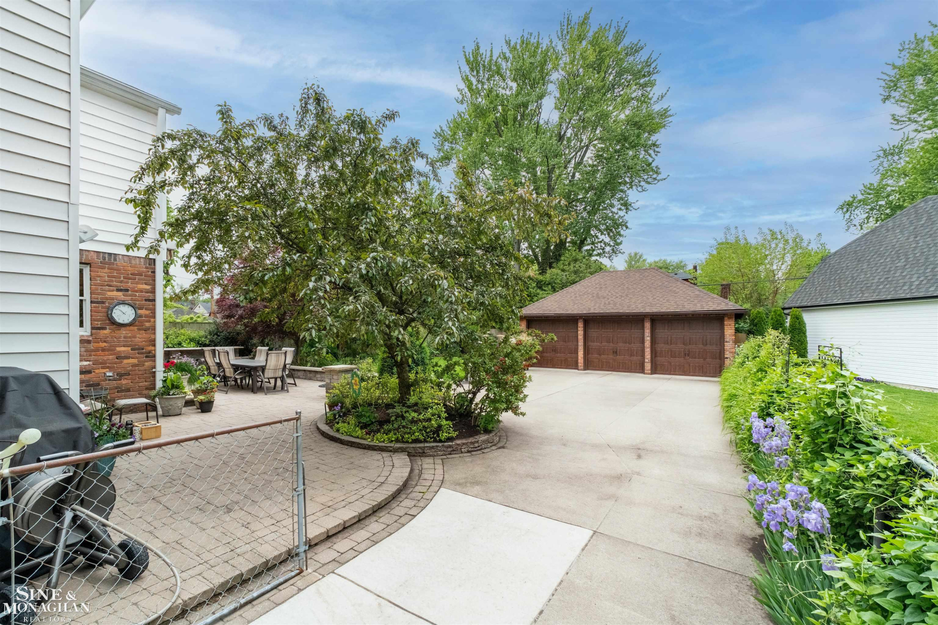 1251 Yorkshire Road, Grosse Pointe Park, MI 48230 — Photo 75