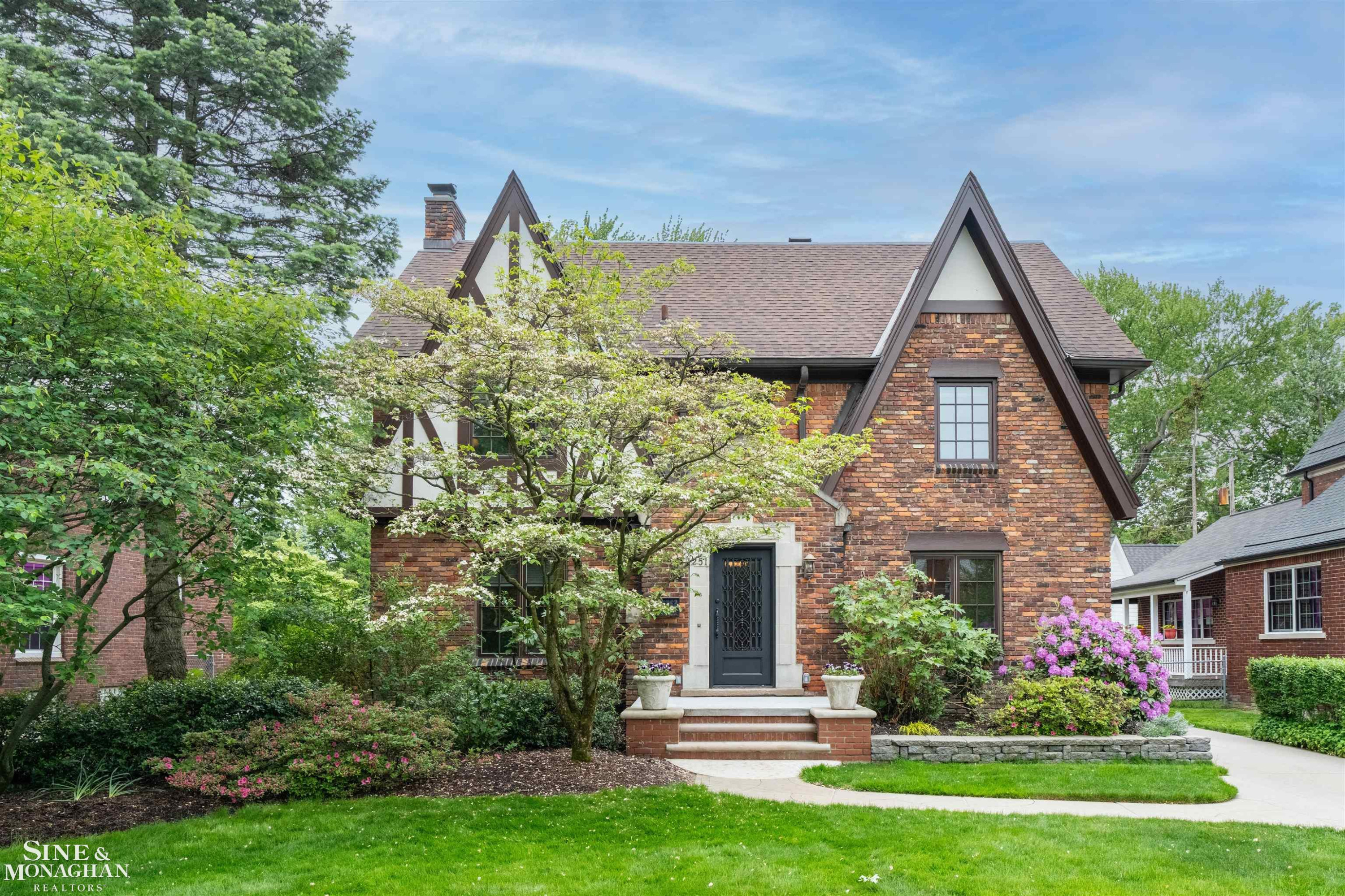 1251 Yorkshire Road, Grosse Pointe Park, MI 48230 — Photo 87