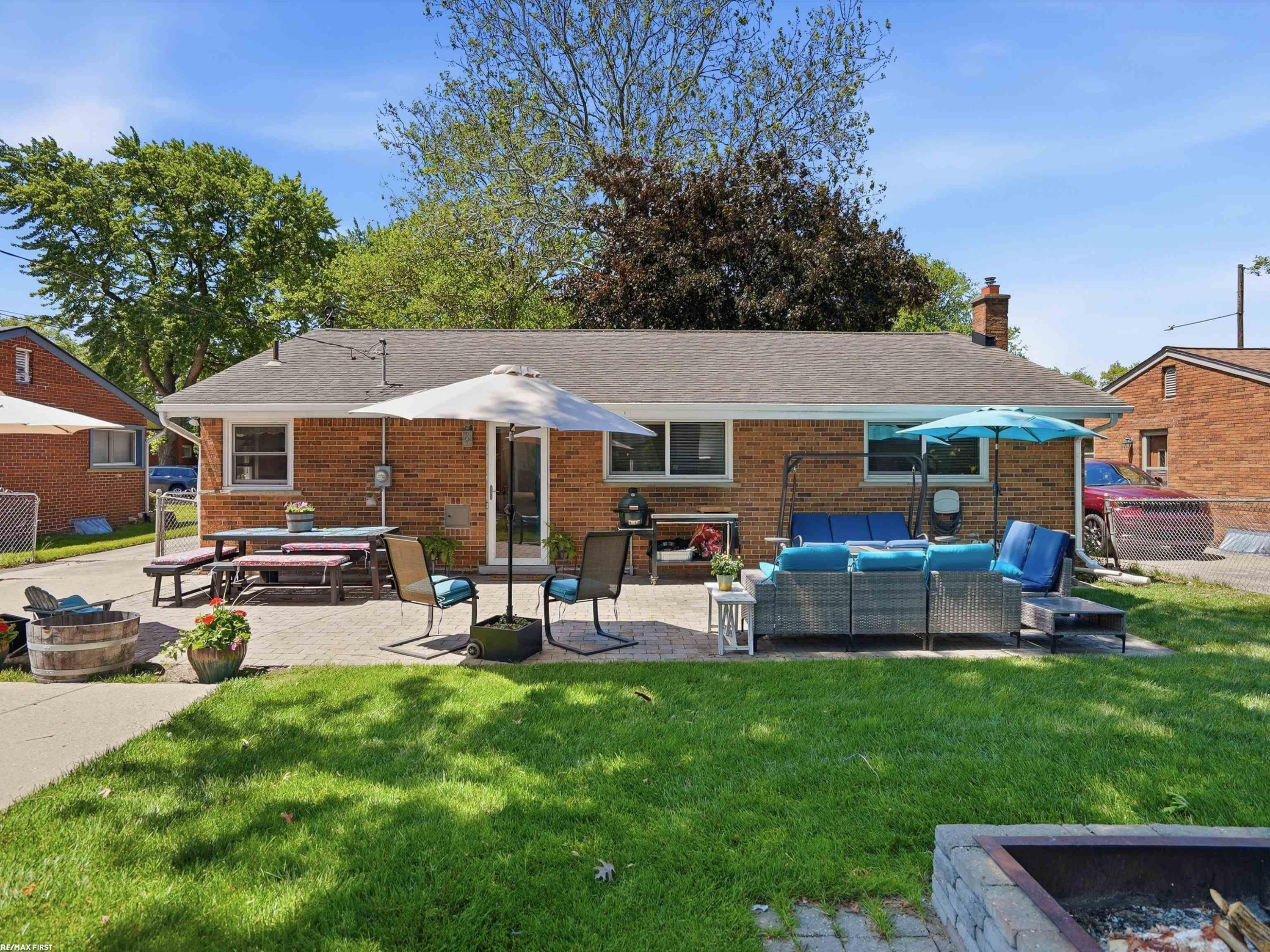32448 Saint Annes Drive, Warren, MI 48092 — Photo 33