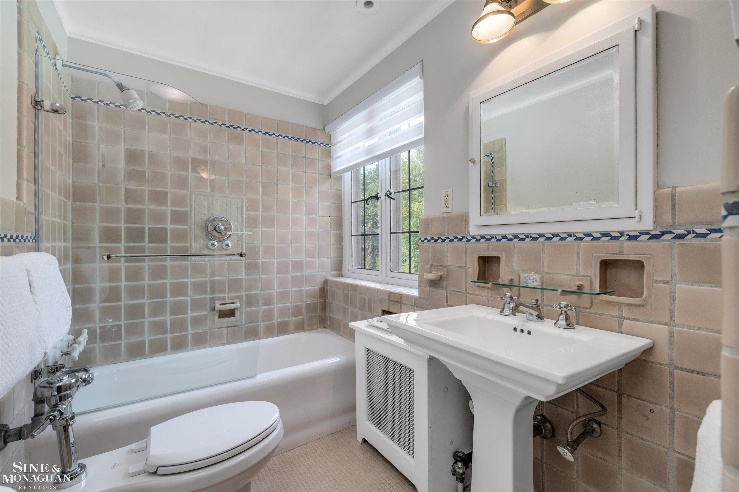 257 Ridge Road, Grosse Pointe Farms, MI 48236 — Photo 27