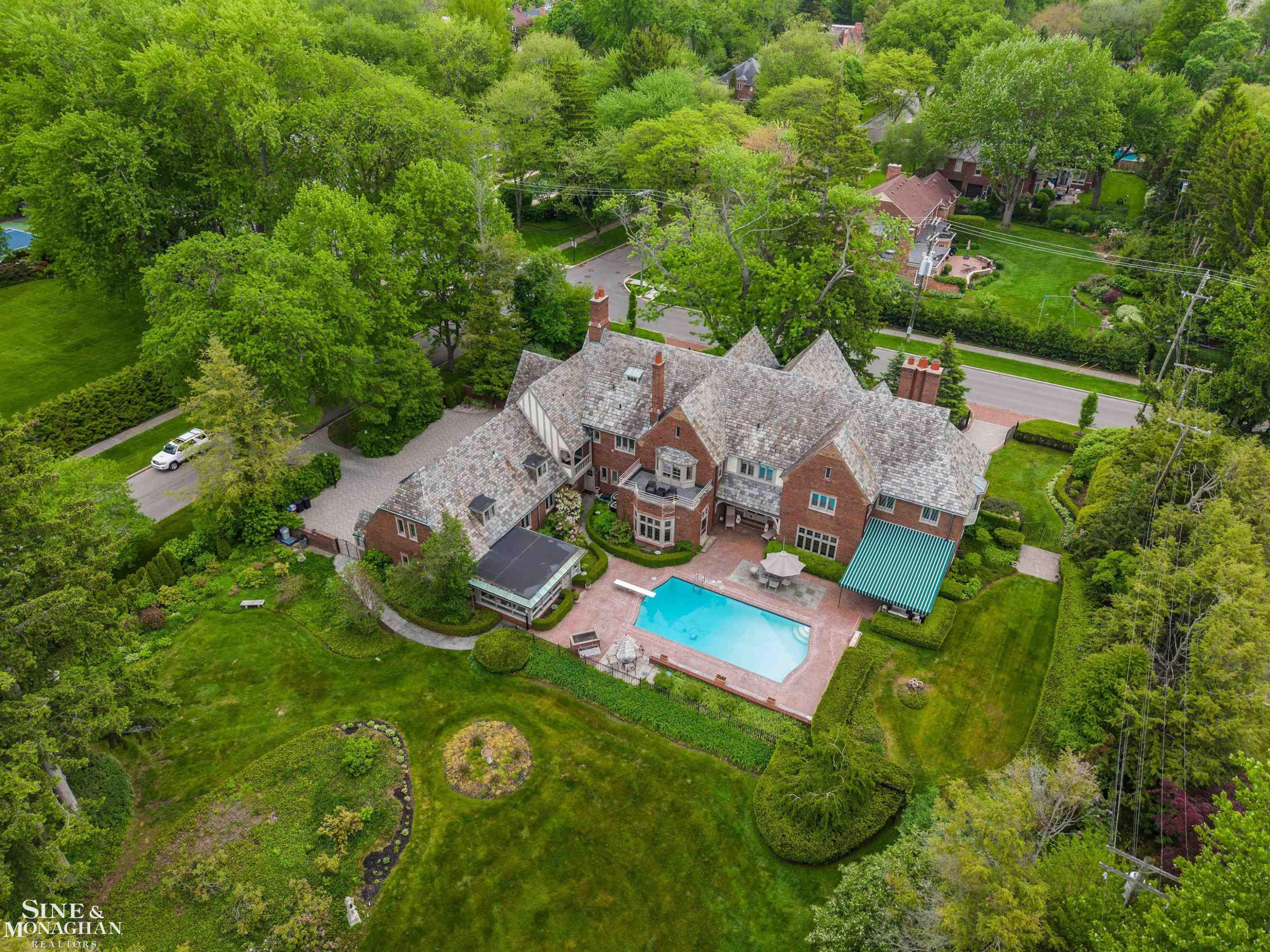 257 Ridge Road, Grosse Pointe Farms, MI 48236 — Photo 44