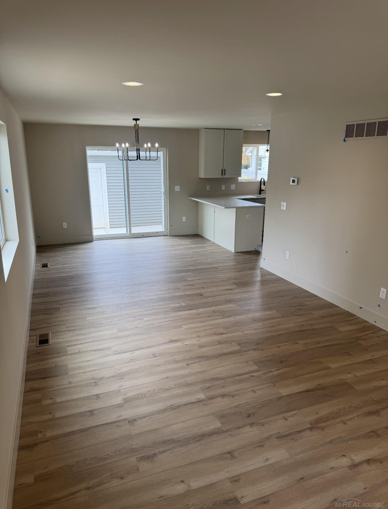 27305 Groveland Street, Madison Heights, MI 48071 — Photo 3