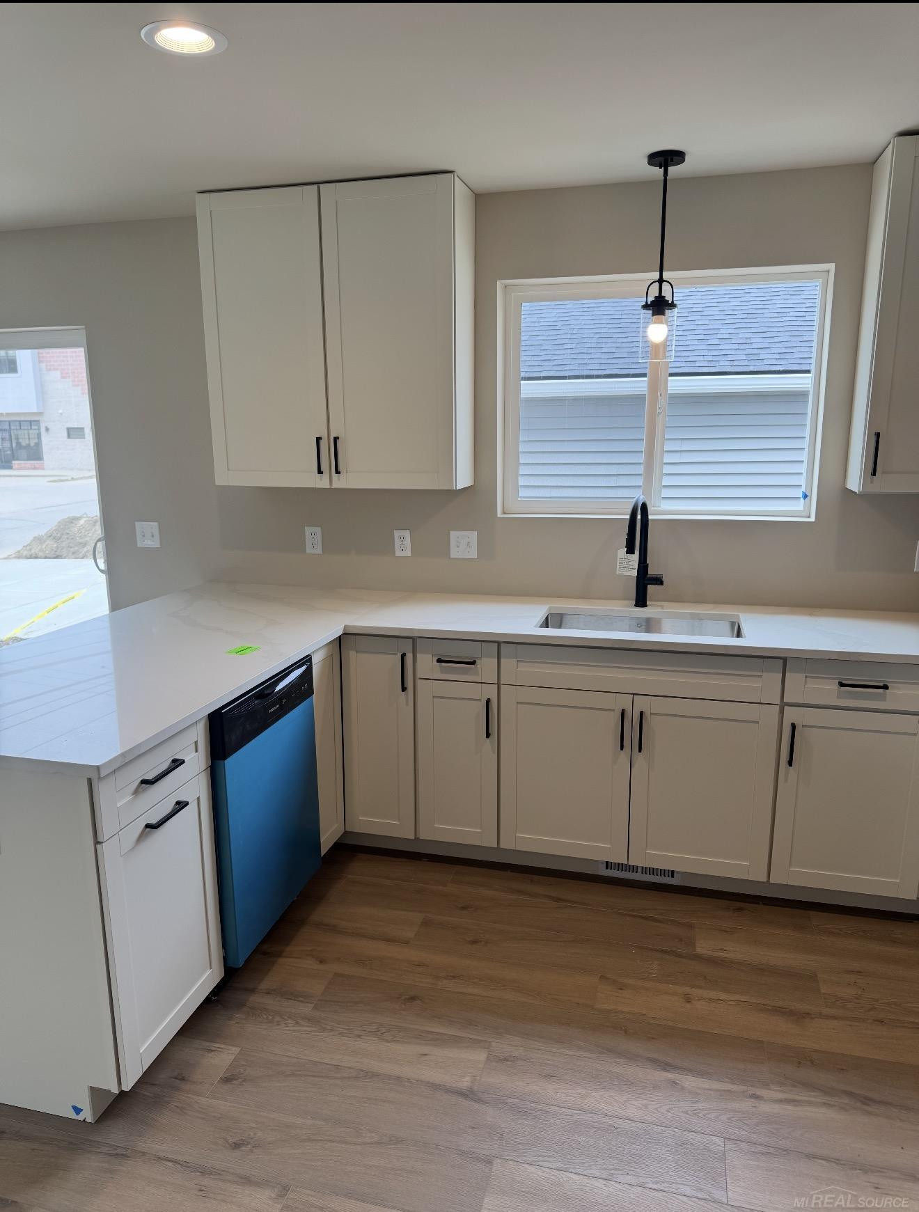 27305 Groveland Street, Madison Heights, MI 48071 — Photo 6