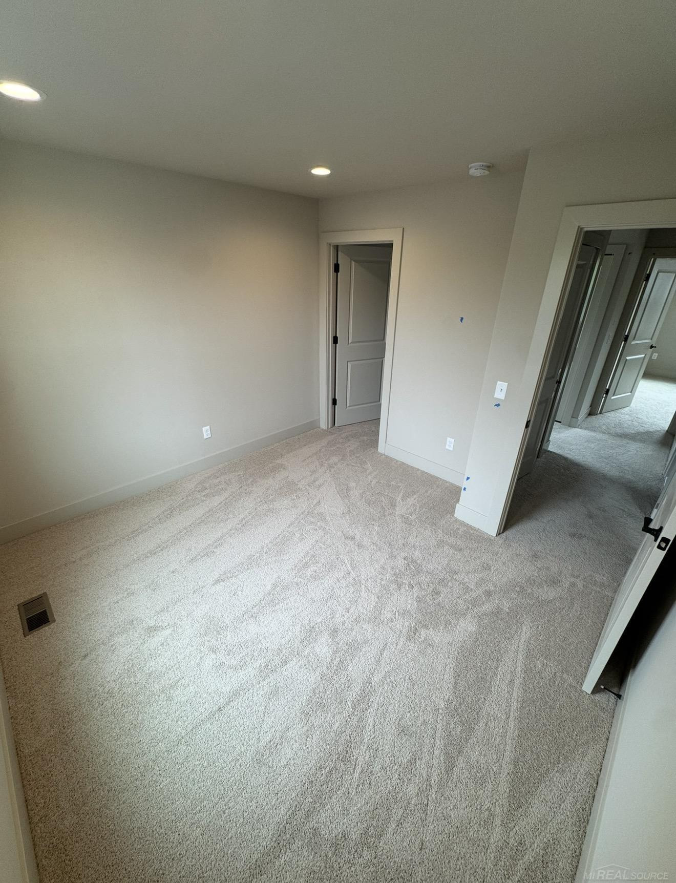 27305 Groveland Street, Madison Heights, MI 48071 — Photo 13