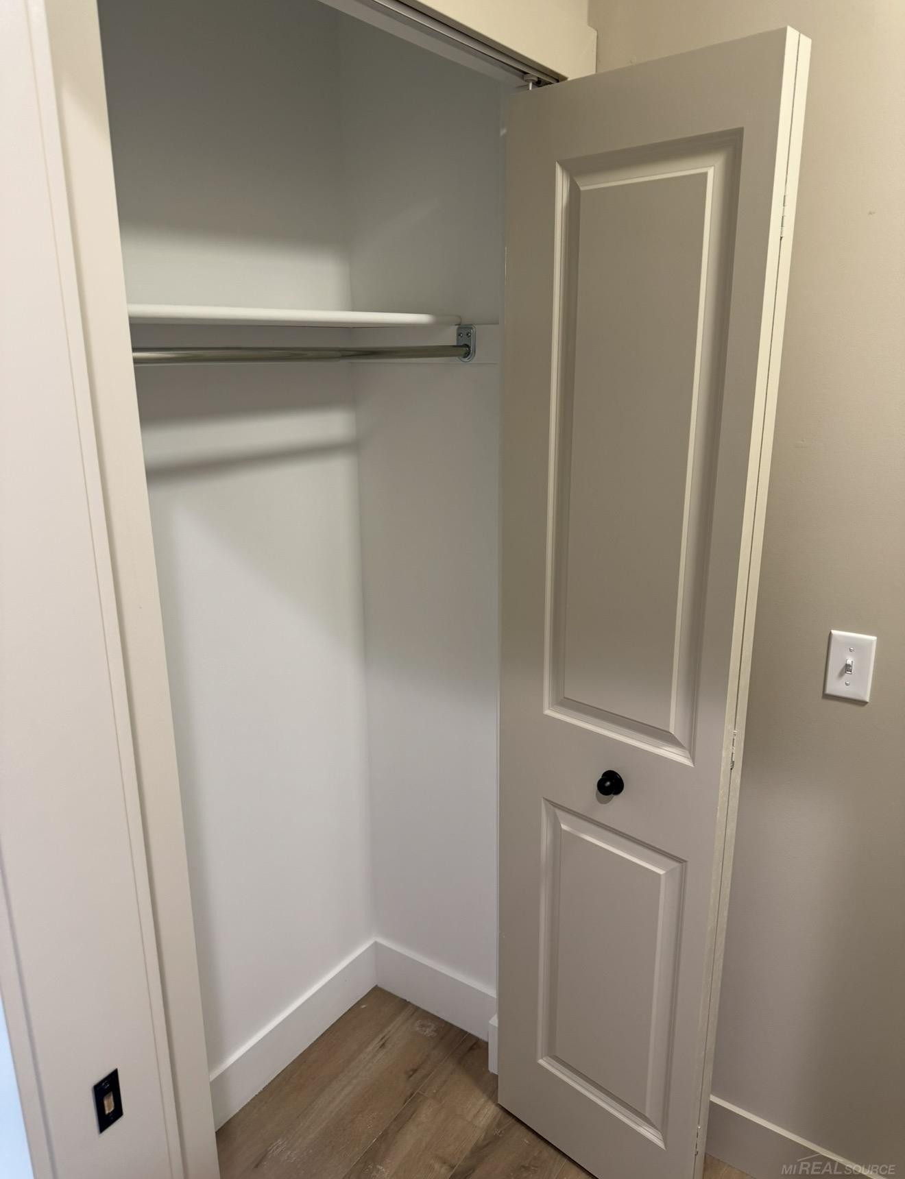 27305 Groveland Street, Madison Heights, MI 48071 — Photo 15