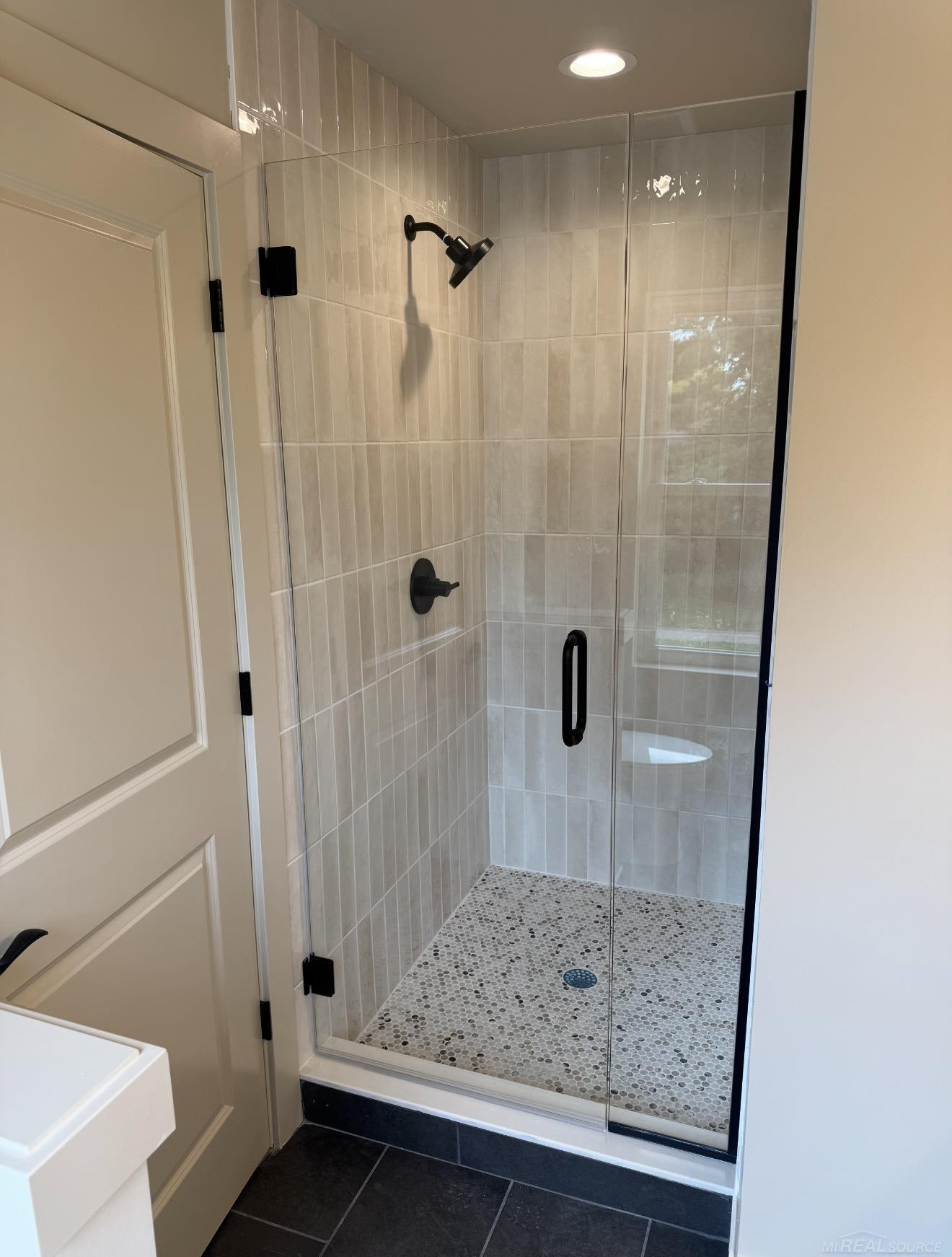 27305 Groveland Street, Madison Heights, MI 48071 — Photo 21