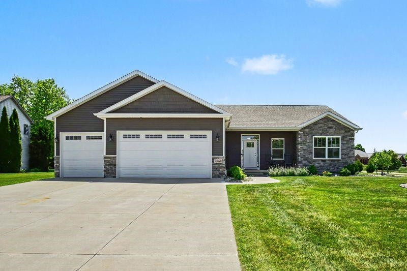 9050 Woodridge Drive, Davison, MI 48423 — Photo 2